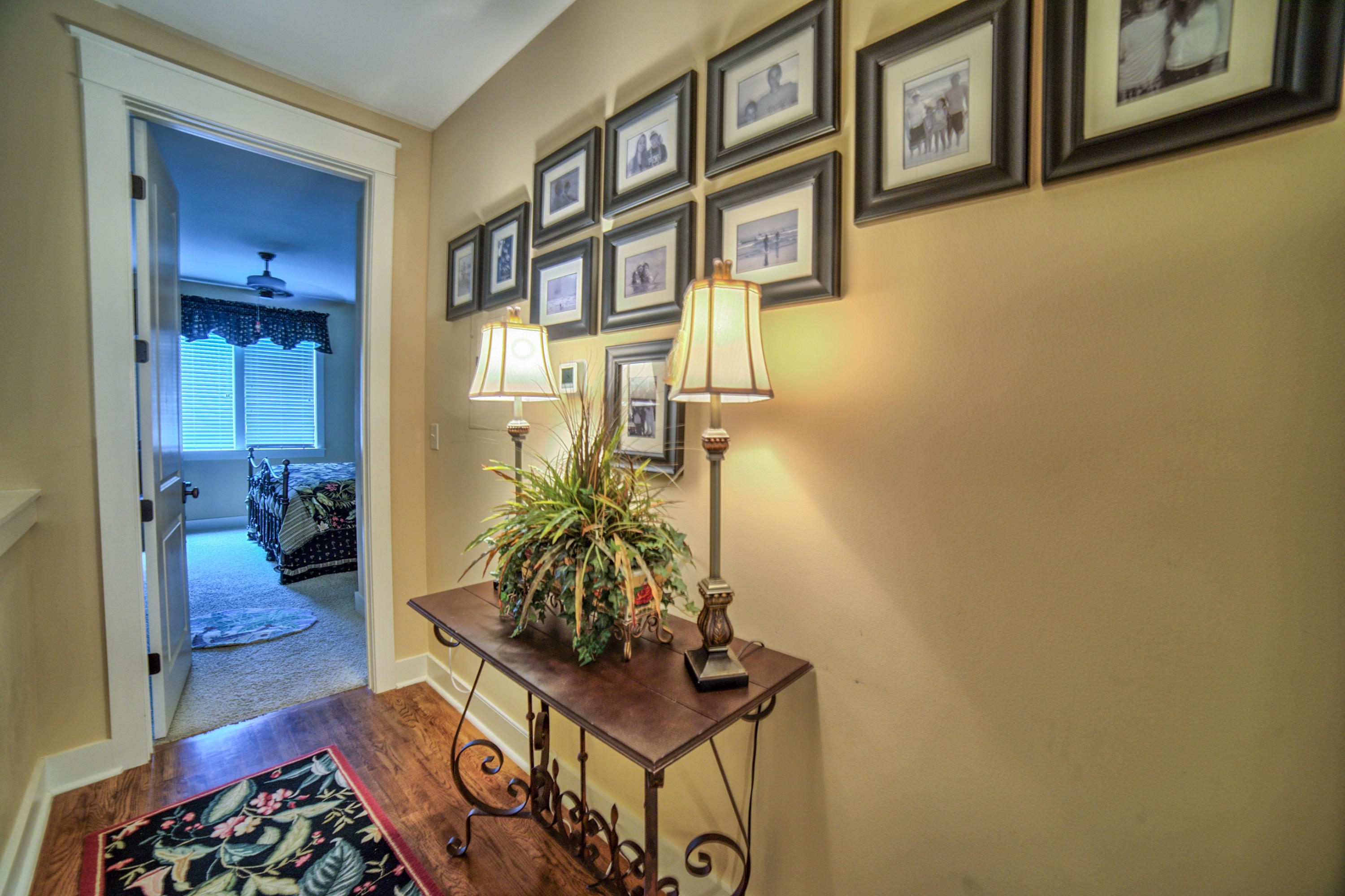 BUNGALOS AT SANDESTIN - Residential