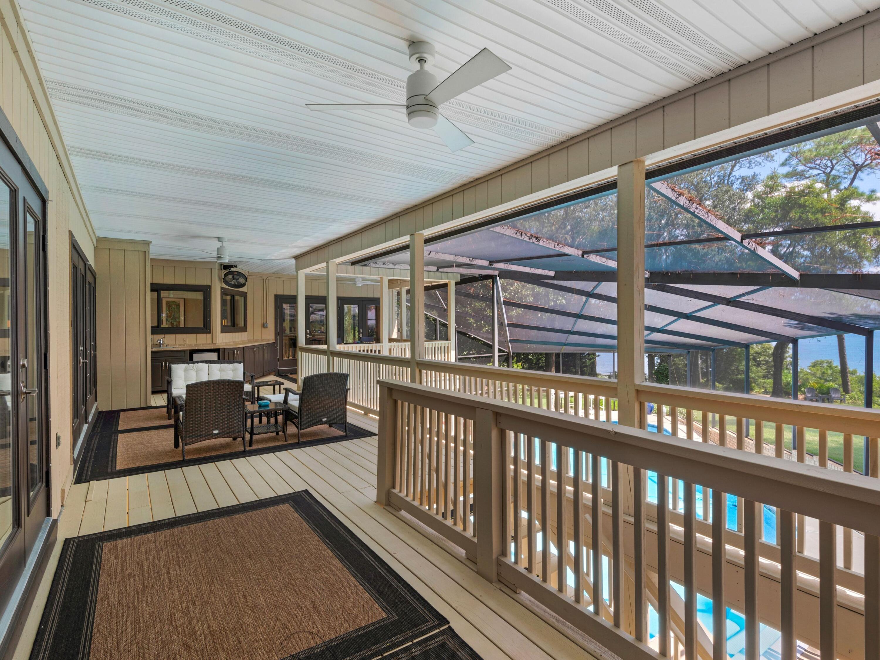 SCENIC BLUFFS - Residential