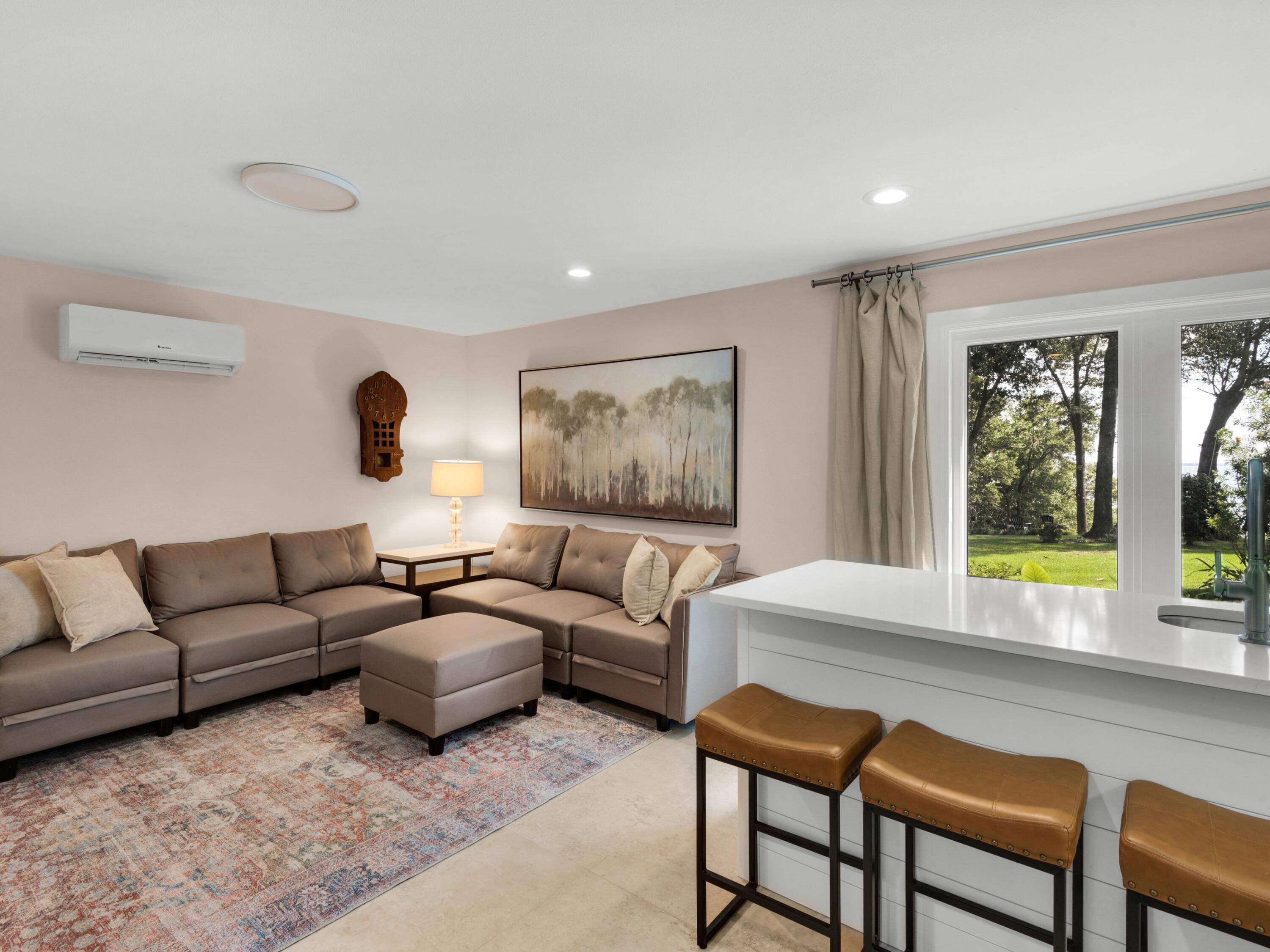 SCENIC BLUFFS - Residential