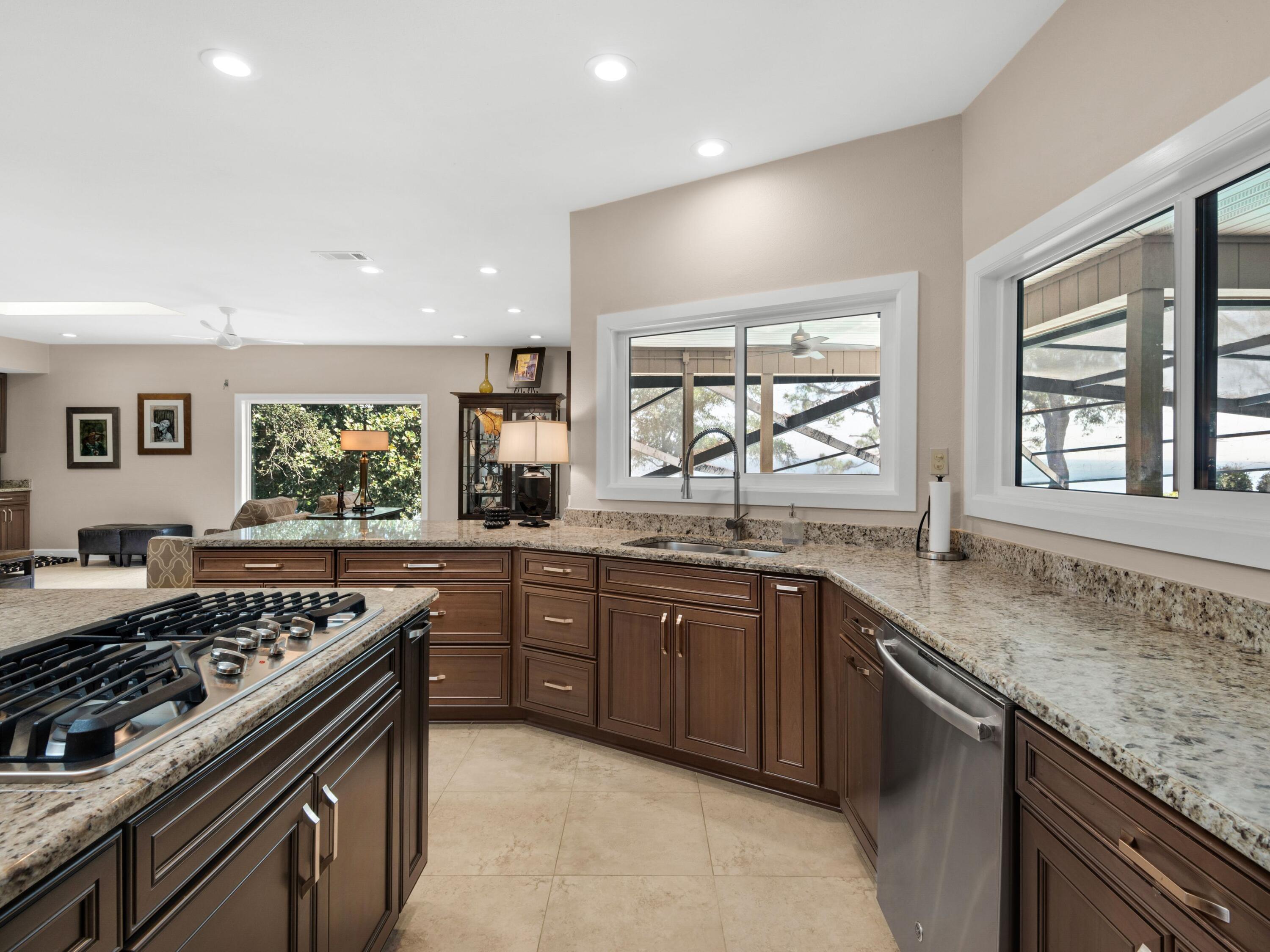 SCENIC BLUFFS - Residential