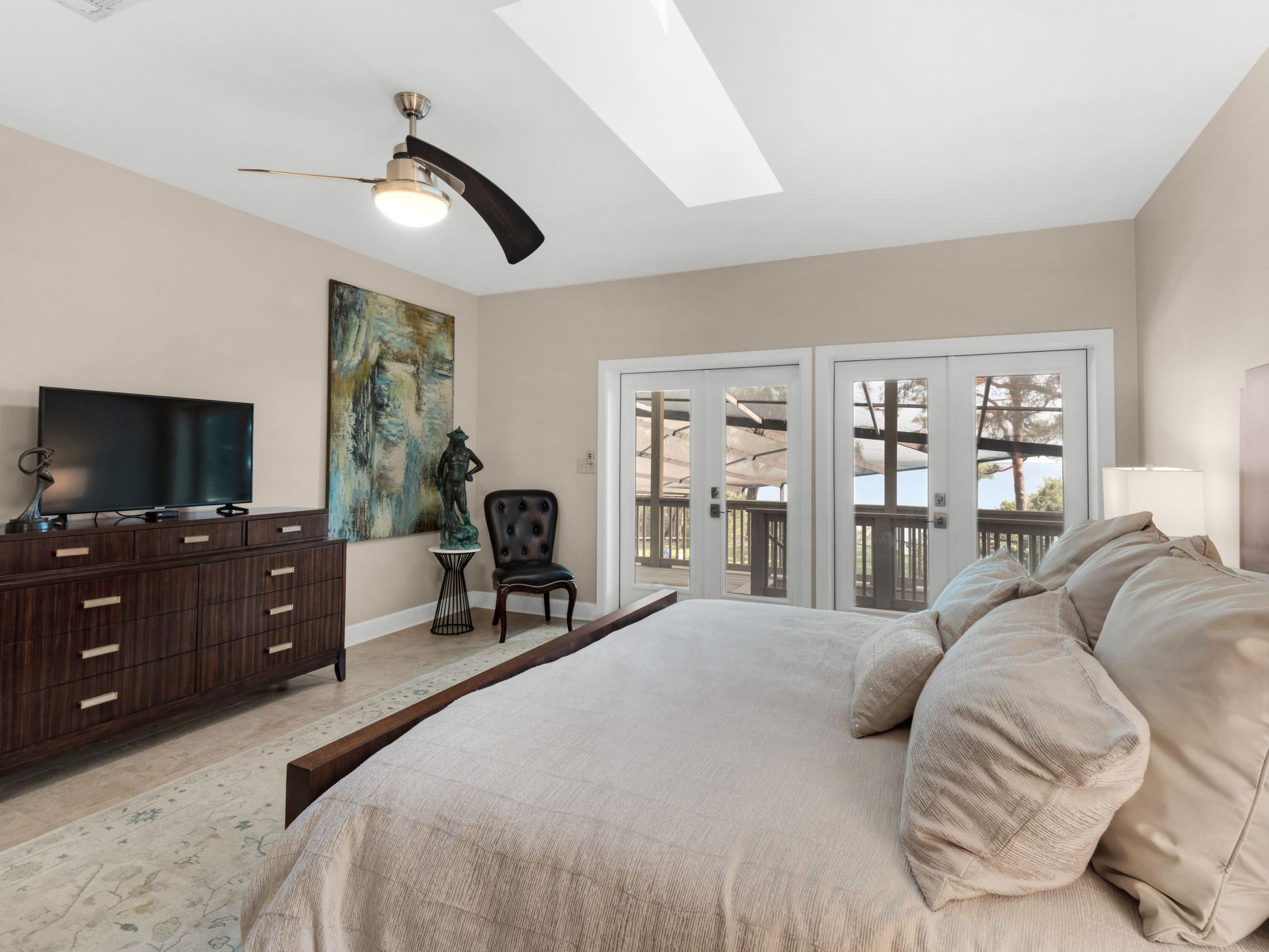 SCENIC BLUFFS - Residential