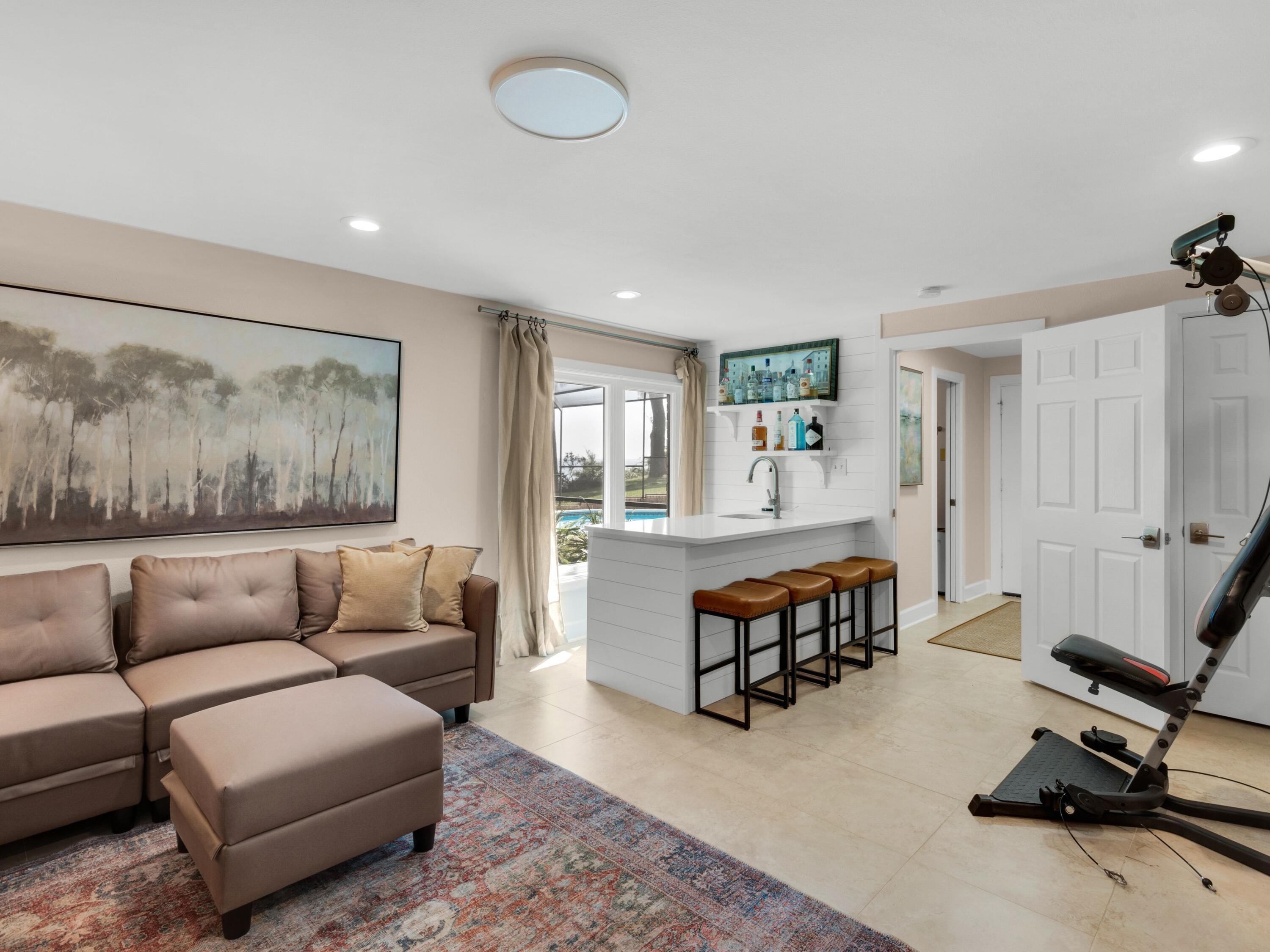 SCENIC BLUFFS - Residential