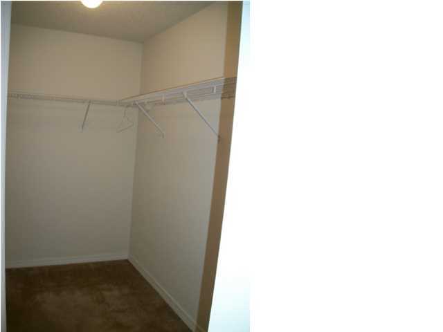 COUNTRYVIEW ESTATES 9TH ADDN - Residential Lease