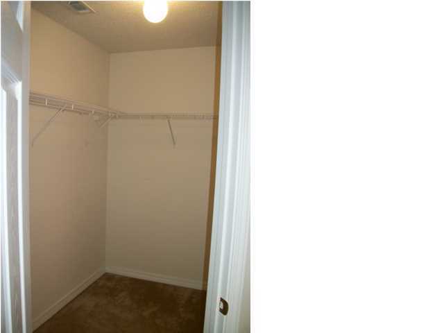 COUNTRYVIEW ESTATES 9TH ADDN - Residential Lease