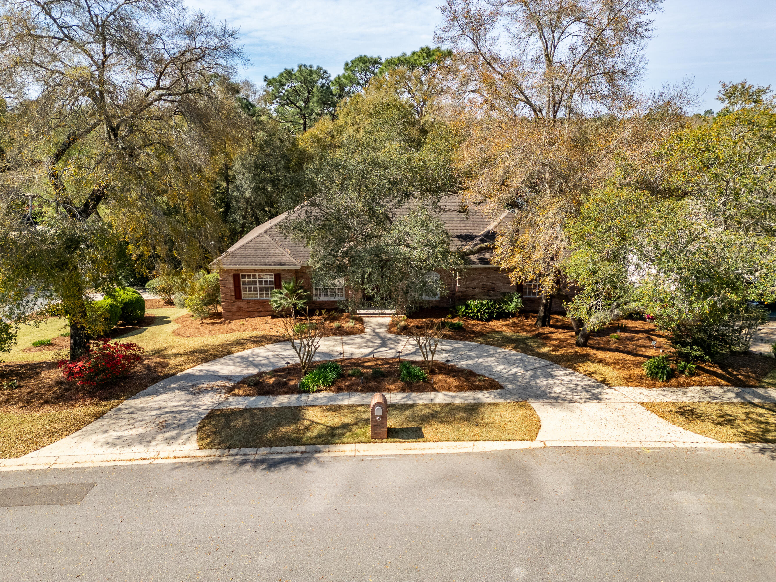 ROCKY BAYOU COUNTRY CLUB ESTATES 8 - Residential