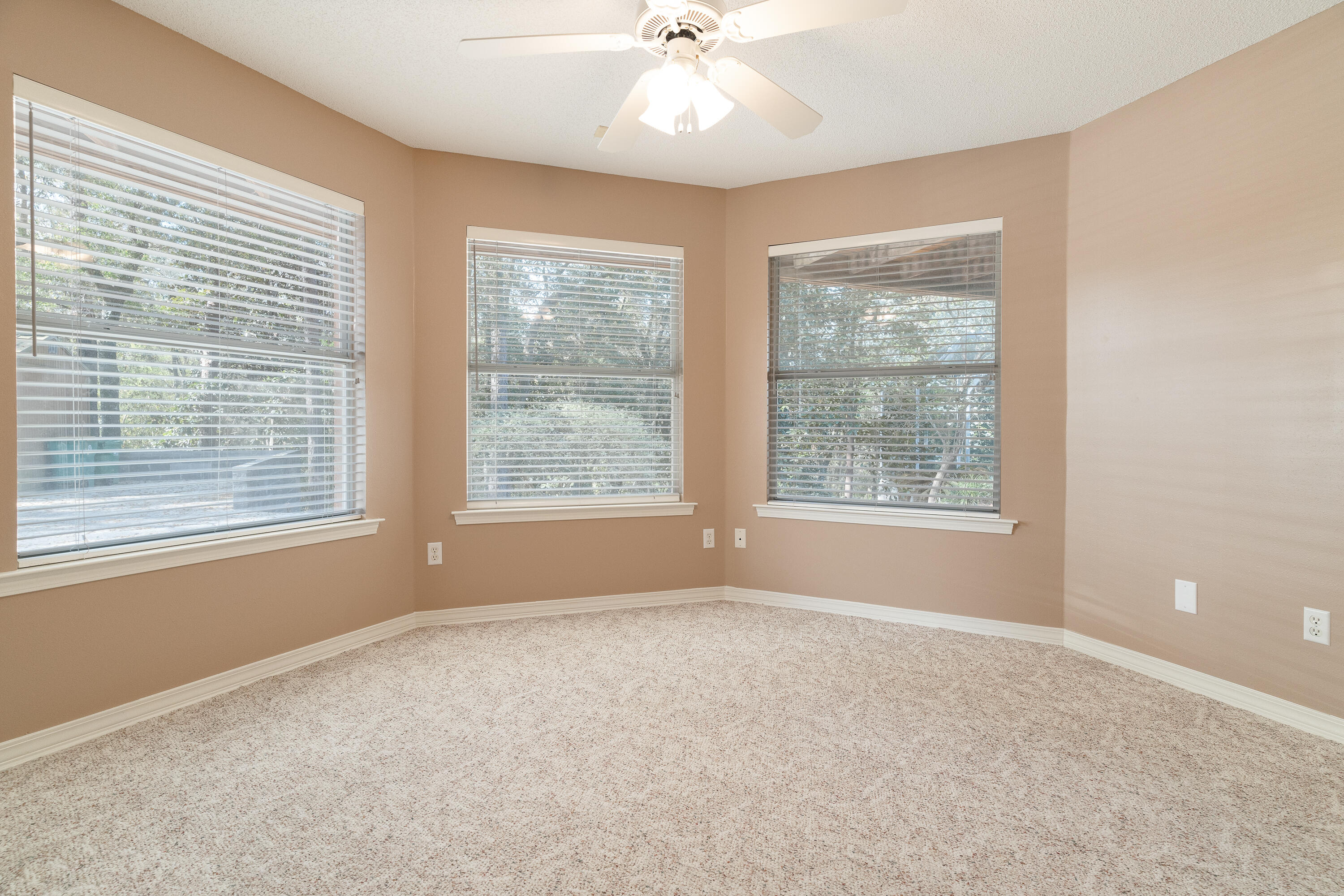 ROCKY BAYOU COUNTRY CLUB ESTATES 8 - Residential