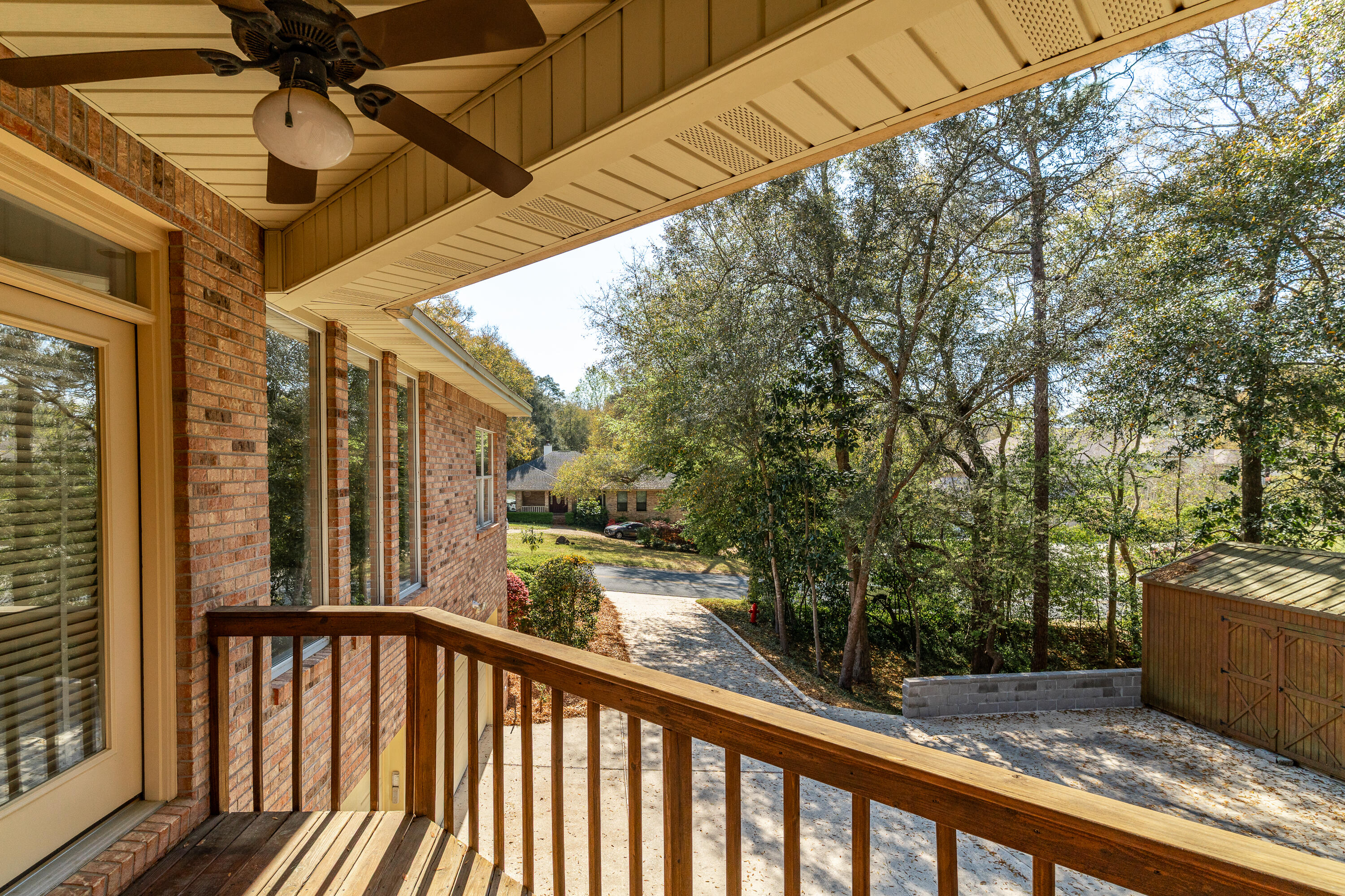 ROCKY BAYOU COUNTRY CLUB ESTATES 8 - Residential