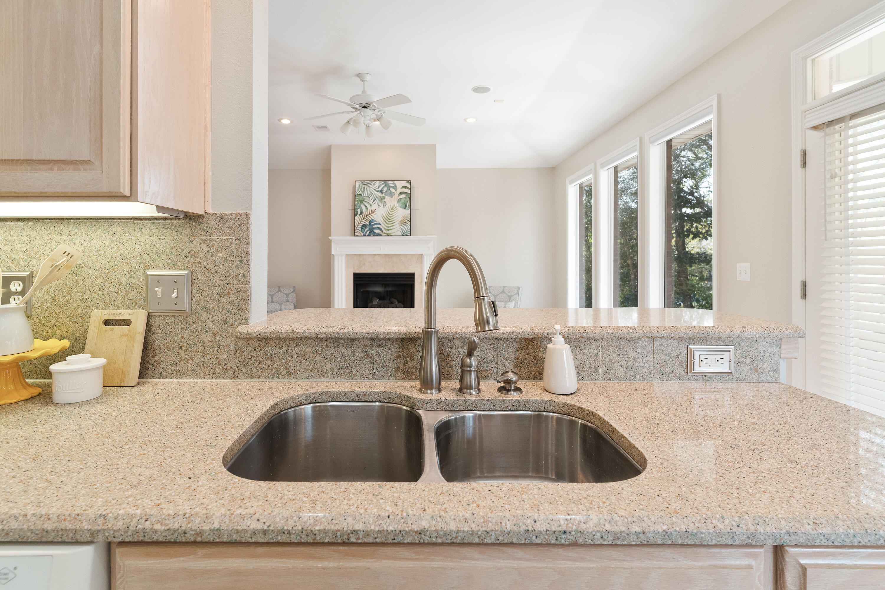 ROCKY BAYOU COUNTRY CLUB ESTATES 8 - Residential