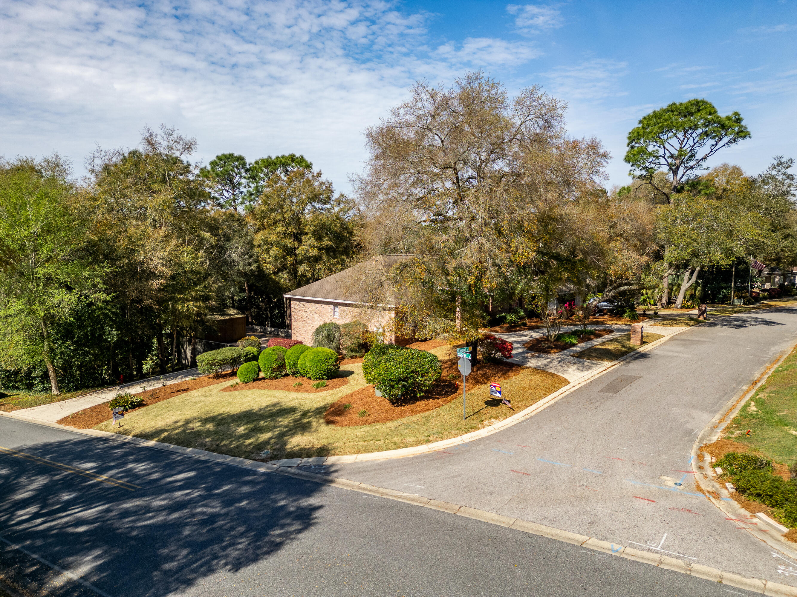 ROCKY BAYOU COUNTRY CLUB ESTATES 8 - Residential