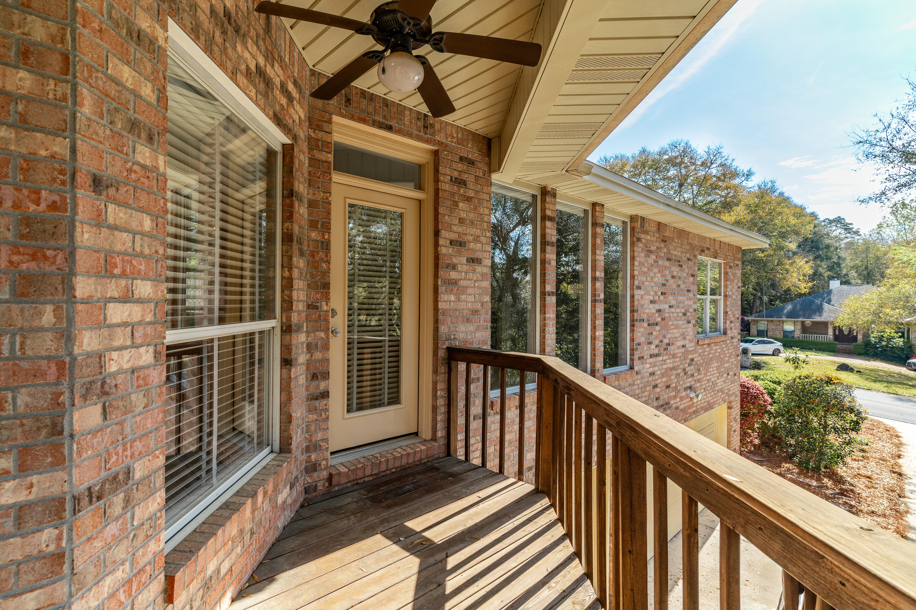 ROCKY BAYOU COUNTRY CLUB ESTATES 8 - Residential