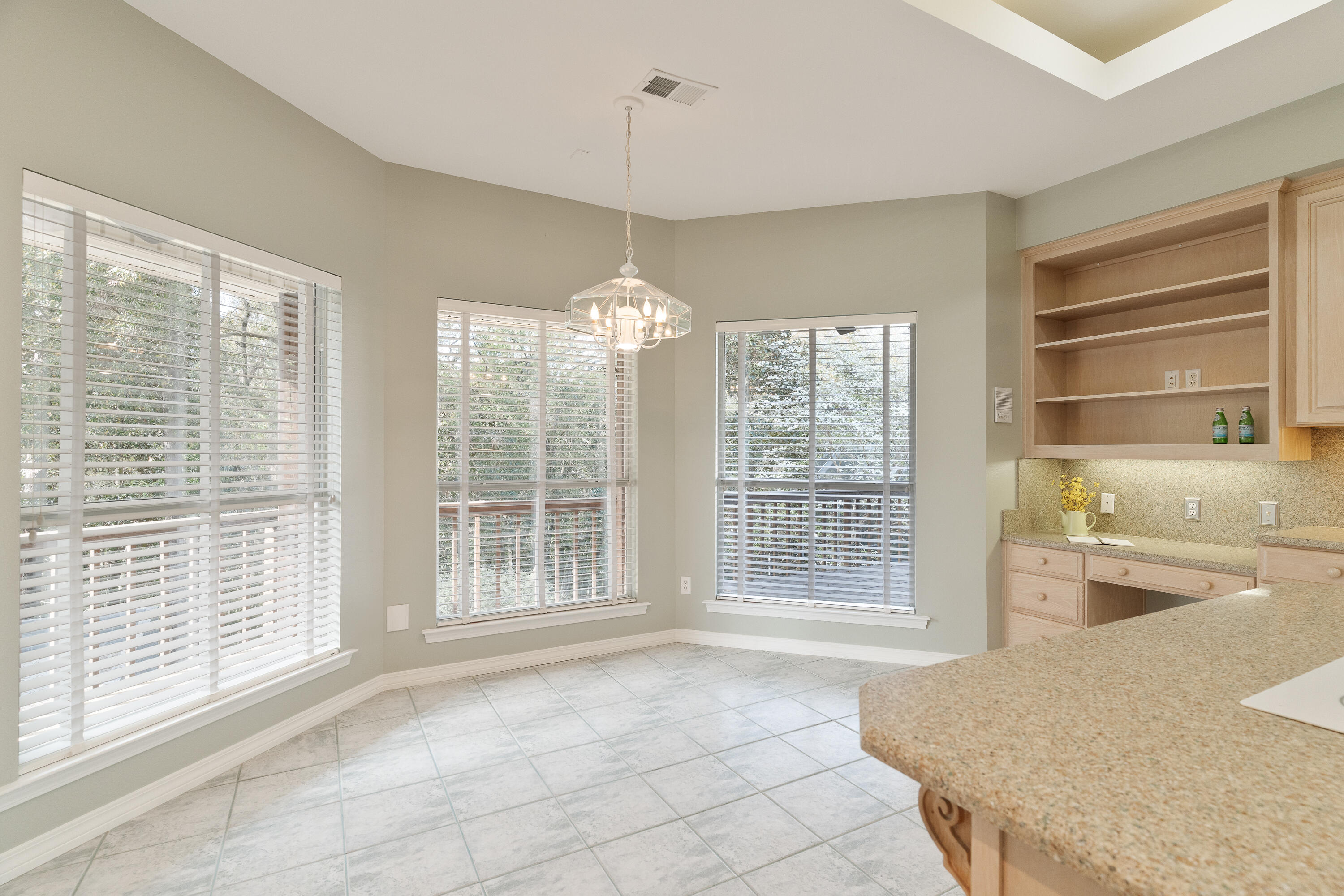ROCKY BAYOU COUNTRY CLUB ESTATES 8 - Residential