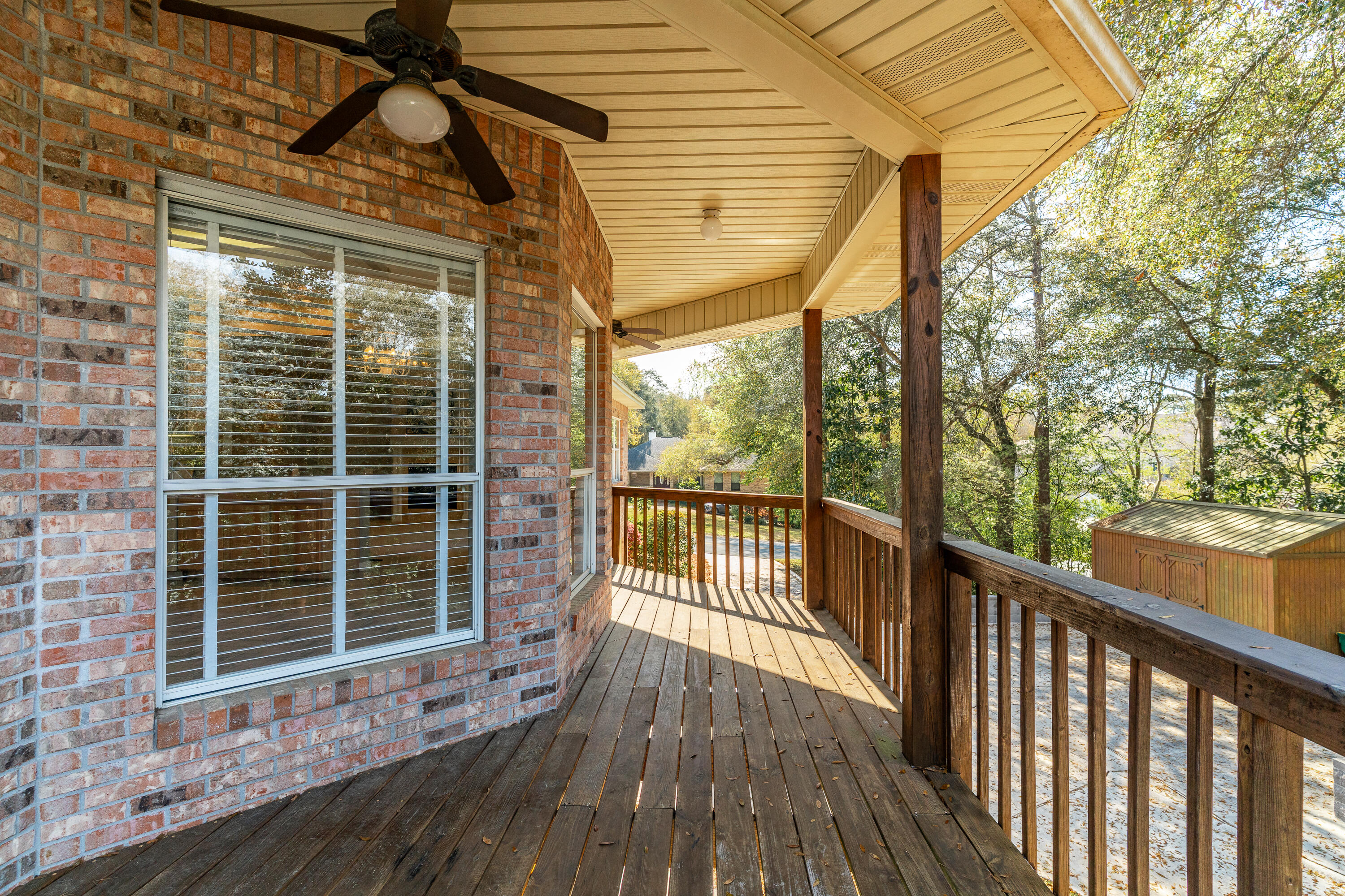 ROCKY BAYOU COUNTRY CLUB ESTATES 8 - Residential