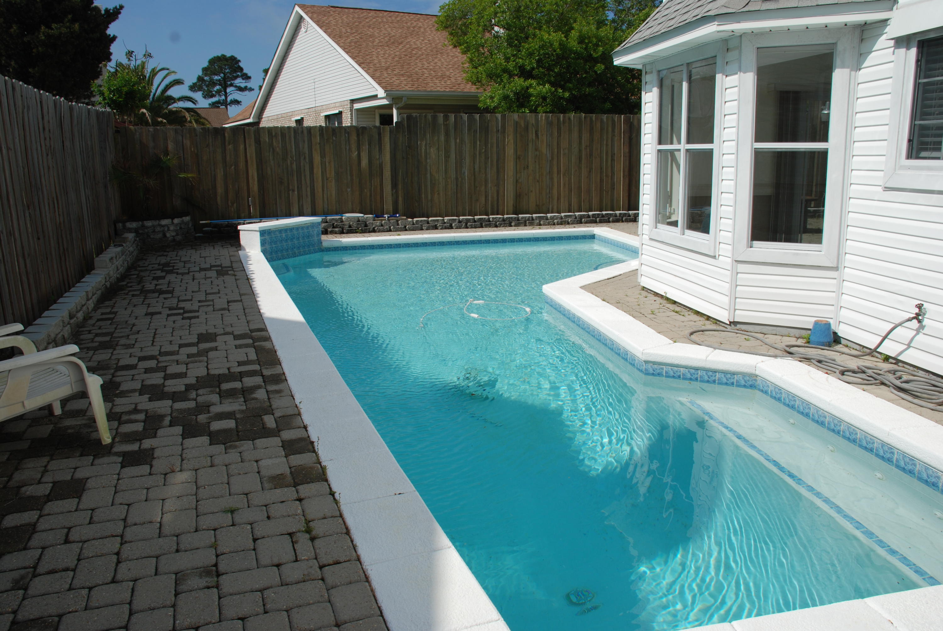 HARBOR BREEZE - Residential Lease