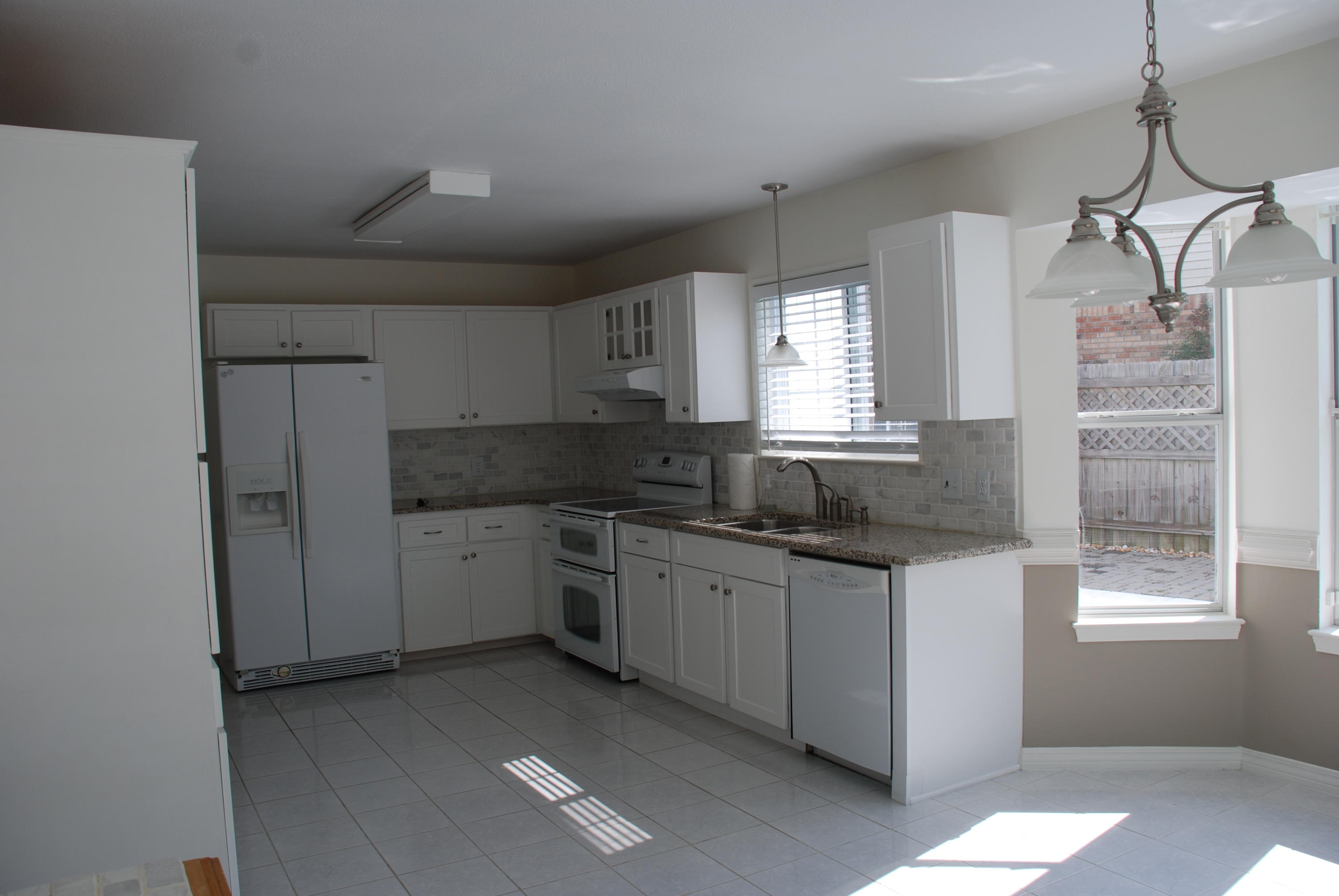 HARBOR BREEZE - Residential Lease