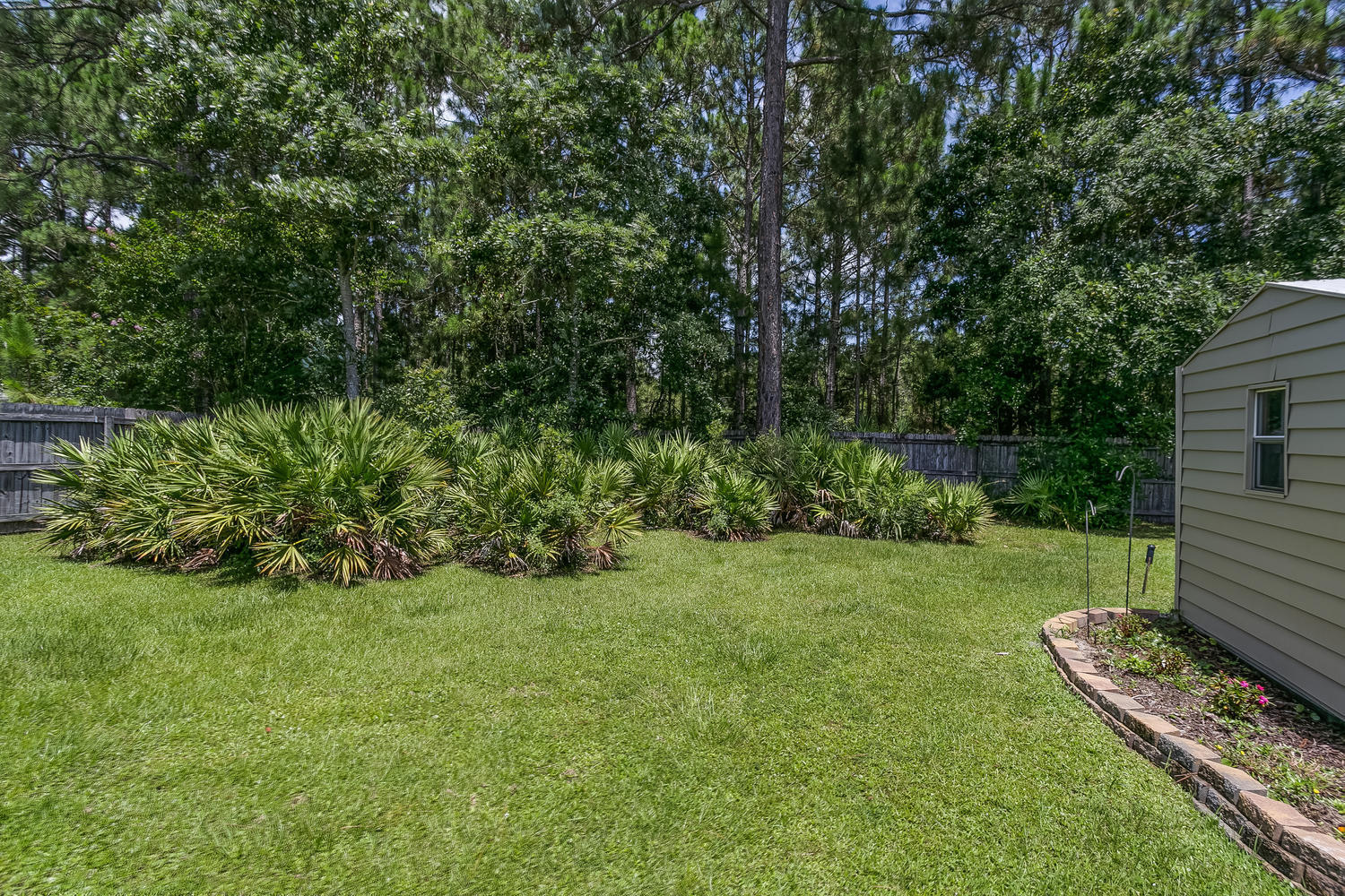 CRESCENT SHORES - Residential