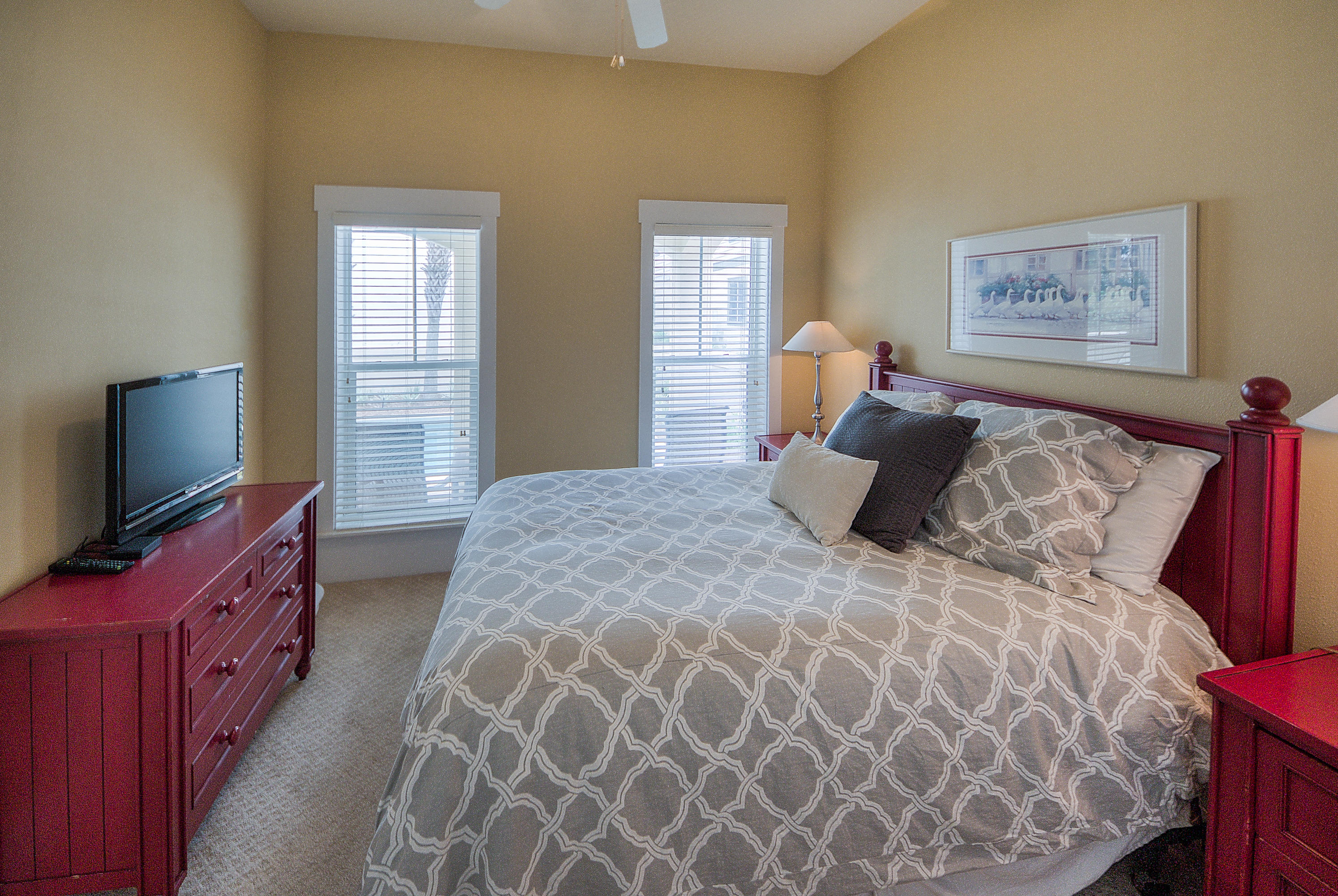 WATER'S EDGE - Residential