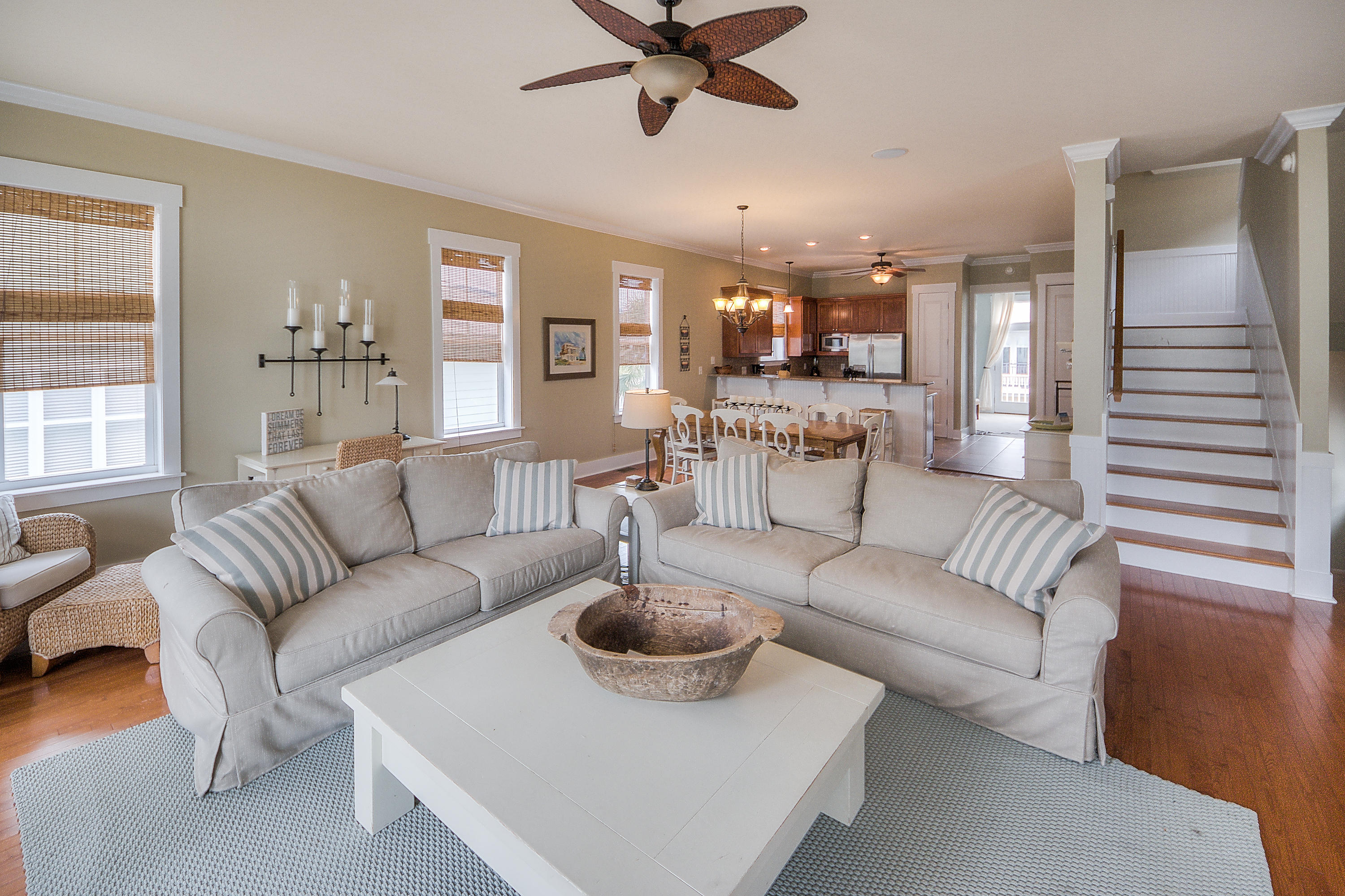 WATER'S EDGE - Residential