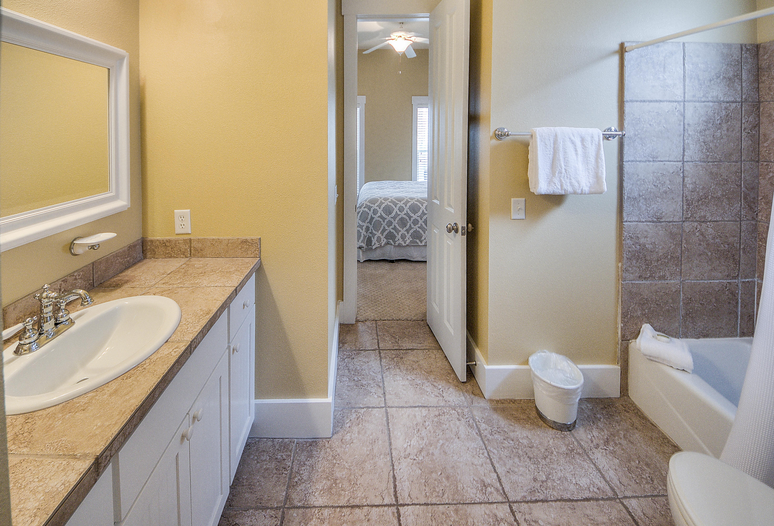 WATER'S EDGE - Residential