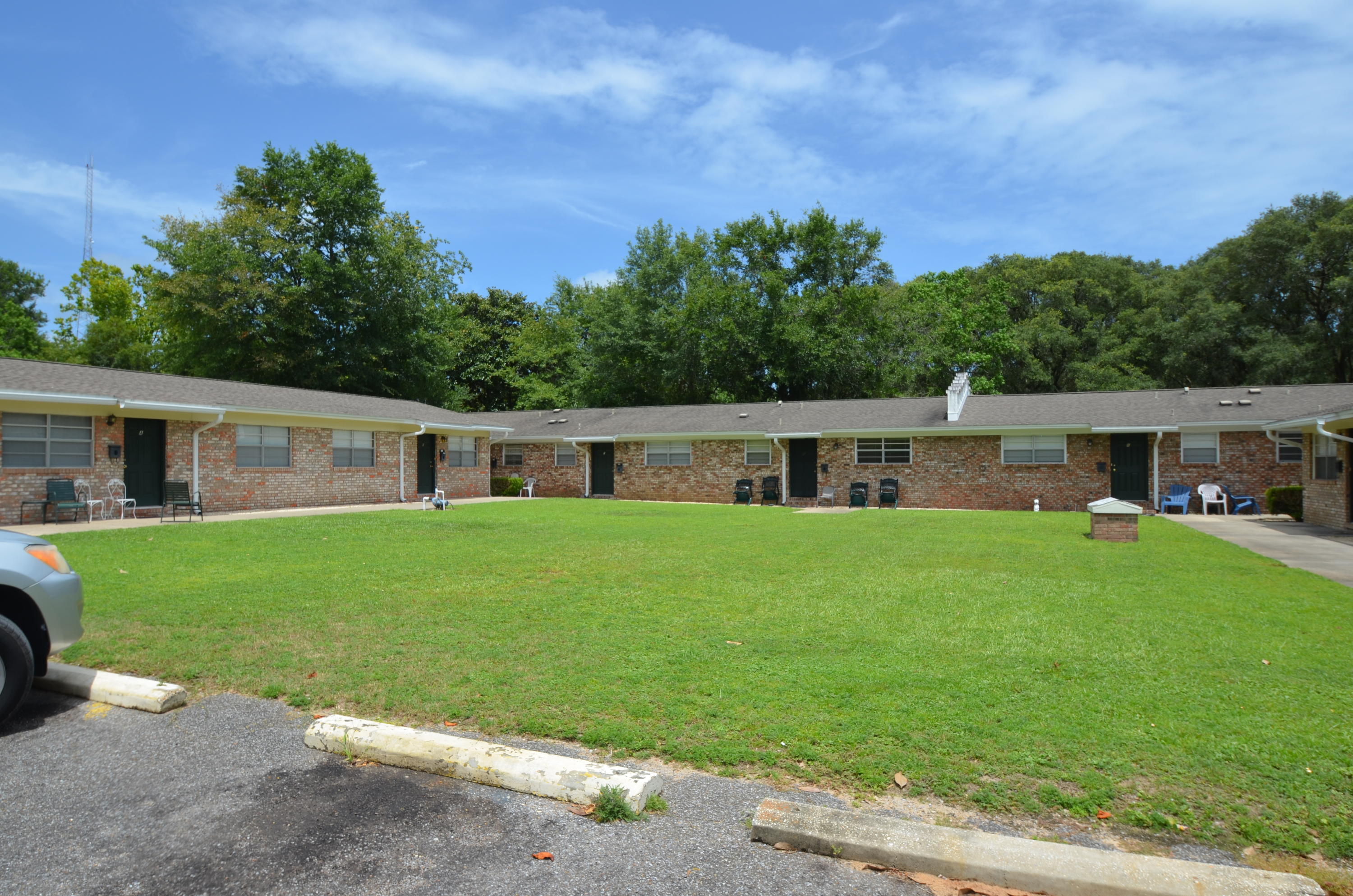 Racetrack Rd 1st Sub - Residential Lease