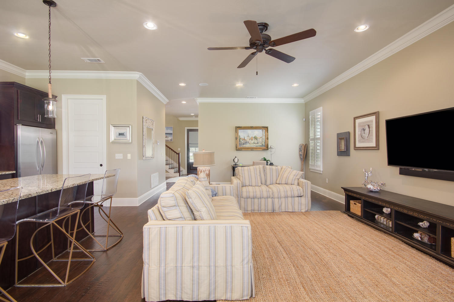 VILLA LAGO - Residential