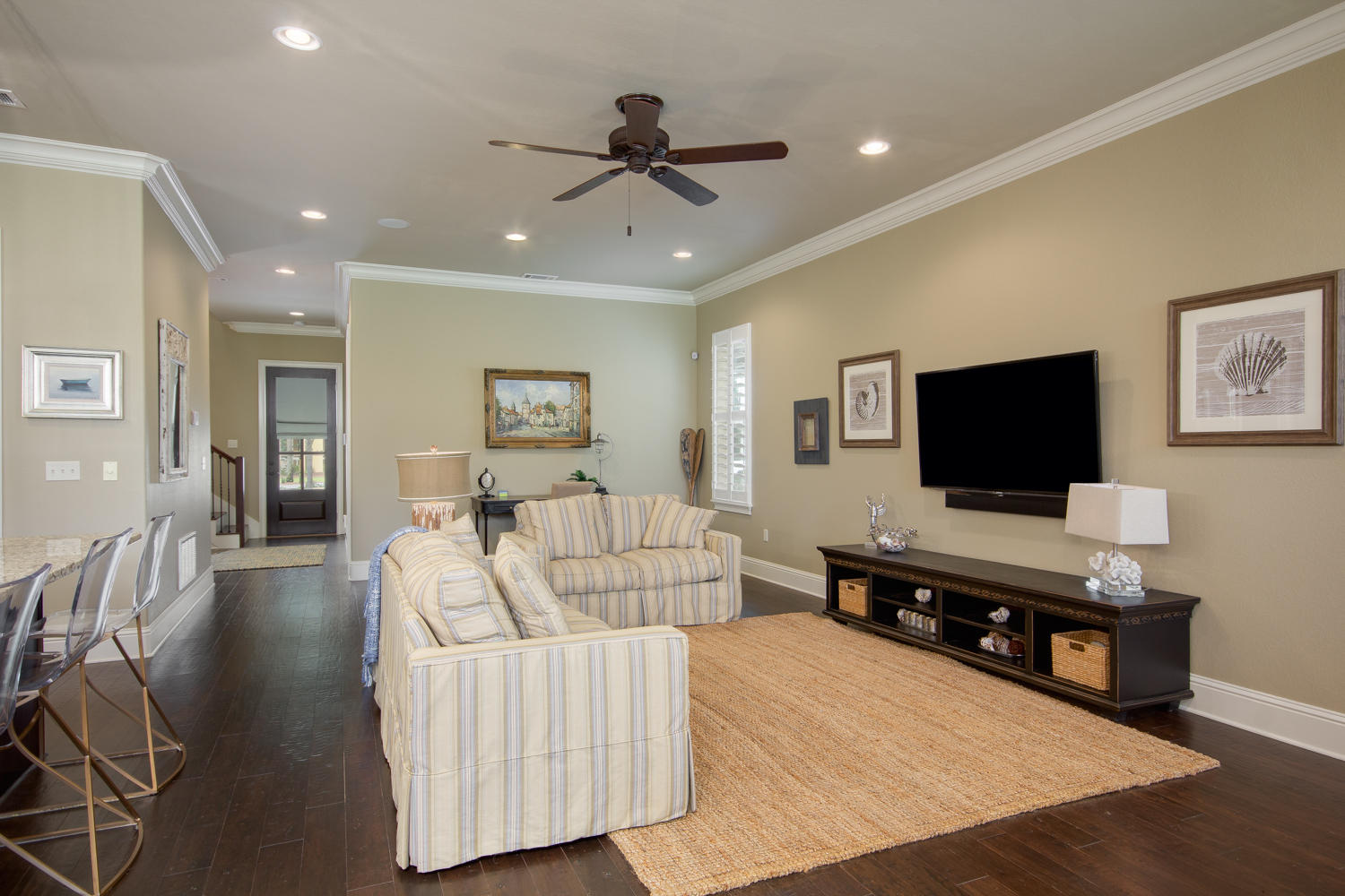 VILLA LAGO - Residential