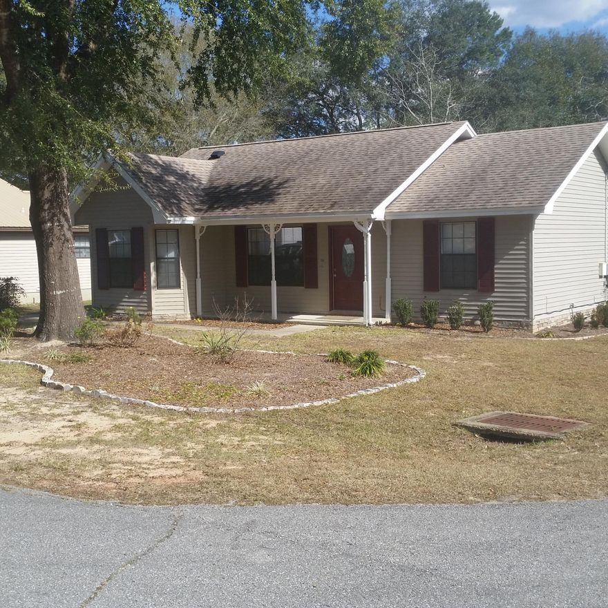 Beautiful corner lot with a contemporary home. New carpet, washer & dryer included. Large fenced-in back yard with storage building. Close and convenient to Hwy 85 south of Interstate 10. Buyer is to verify schools and all information important to them