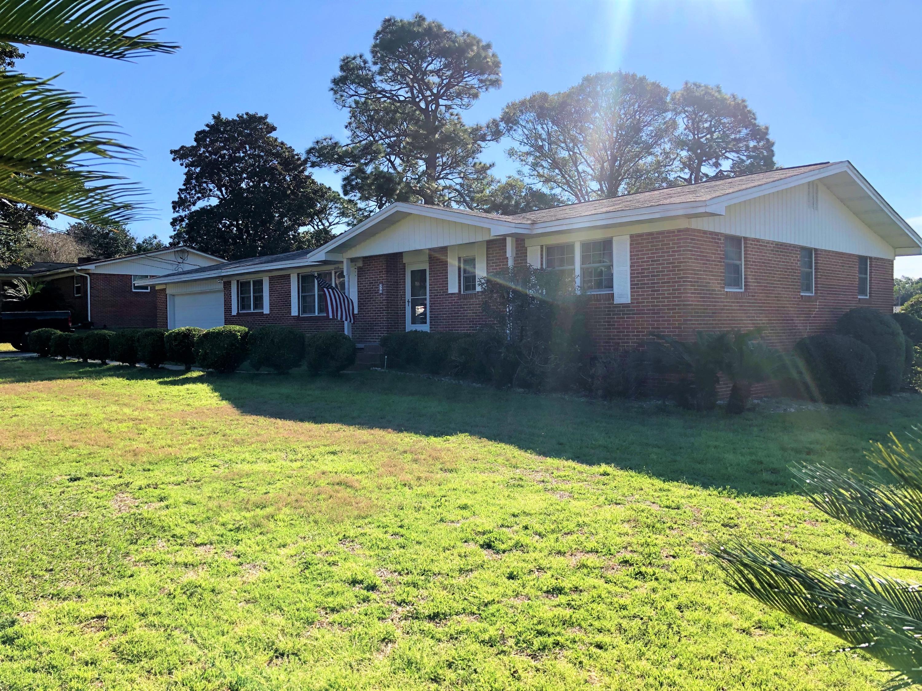 BAYOU POQUITO - Residential