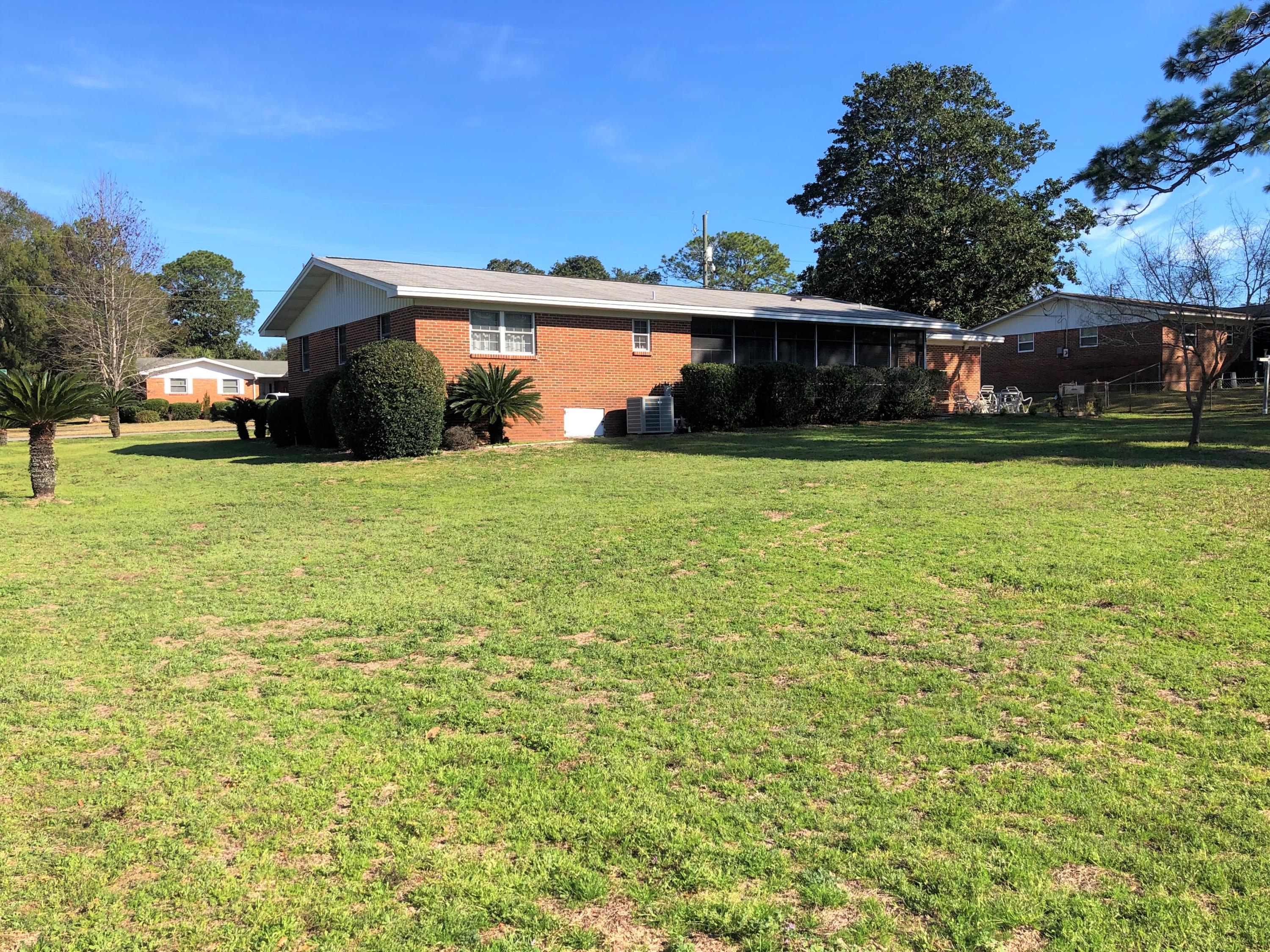 BAYOU POQUITO - Residential