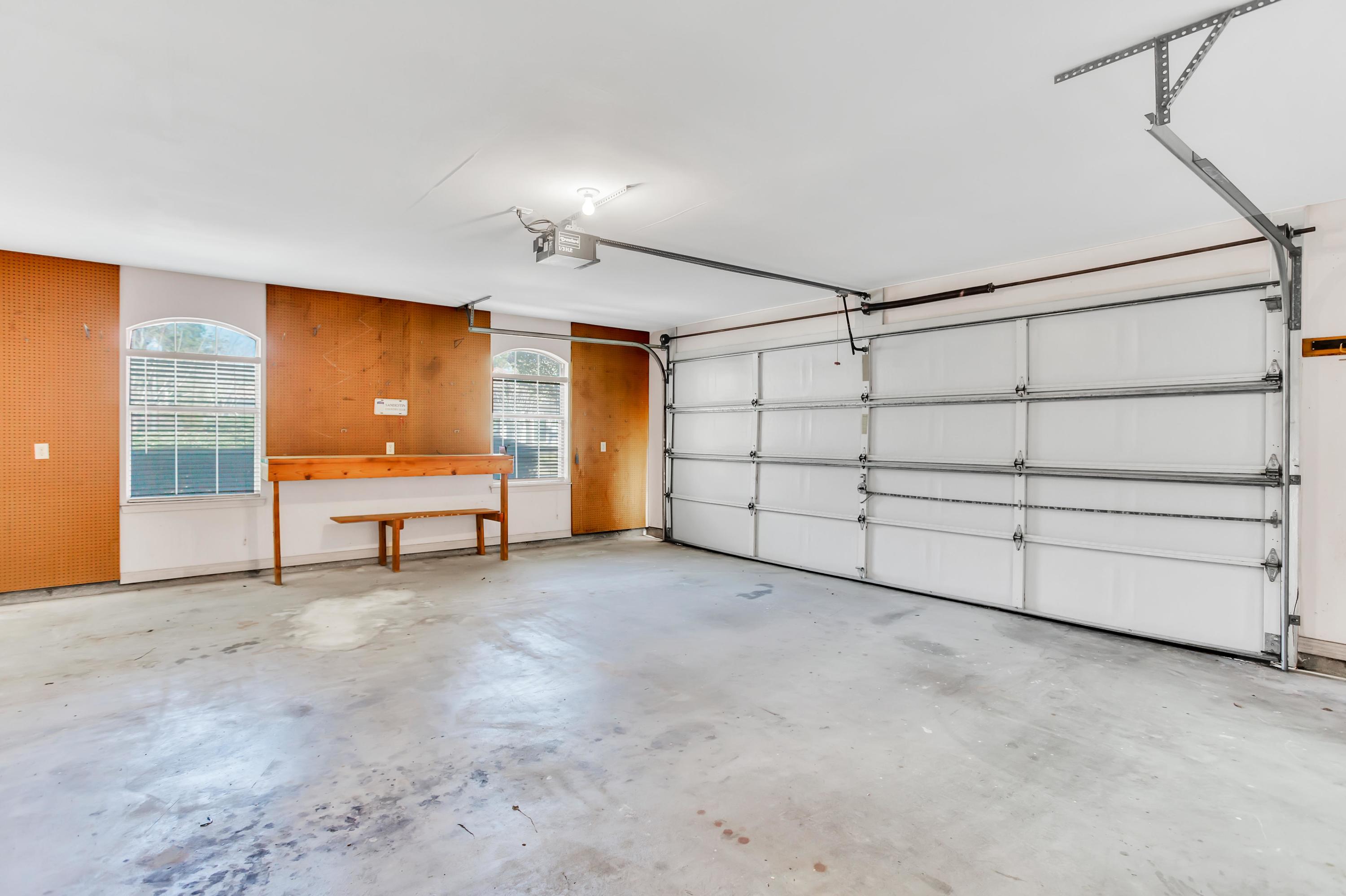 TROON DRIVE - Residential