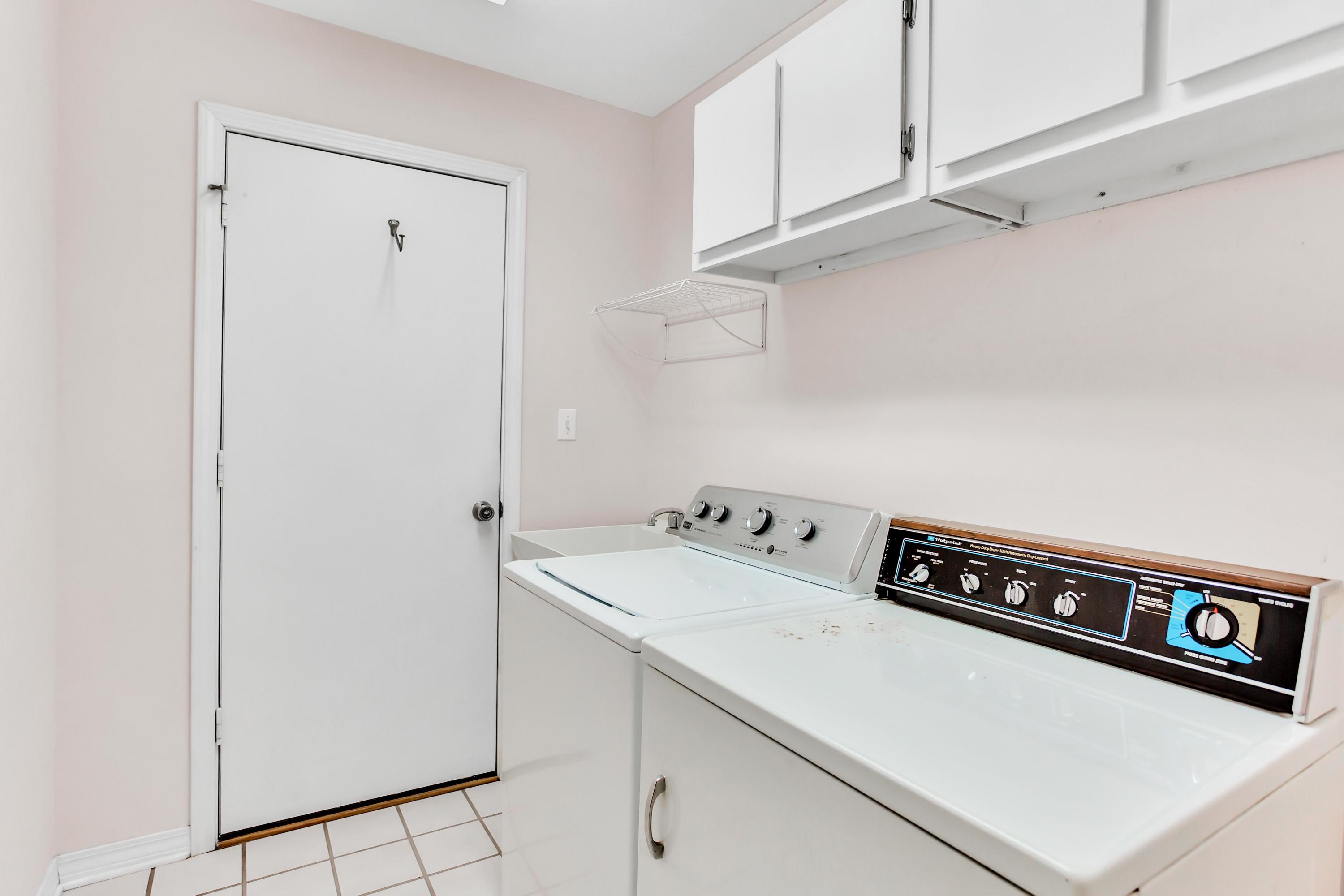 TROON DRIVE - Residential