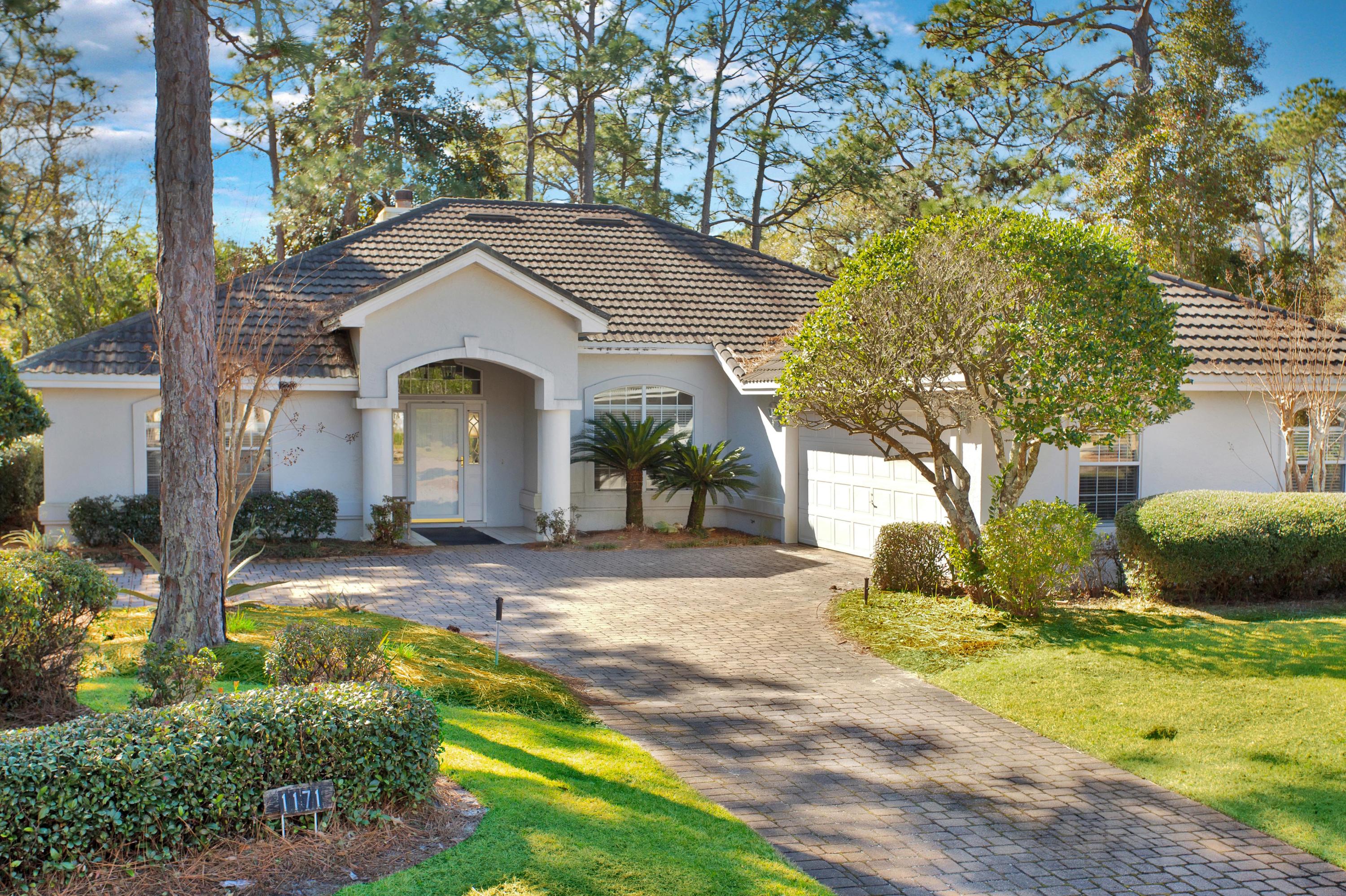 TROON DRIVE - Residential