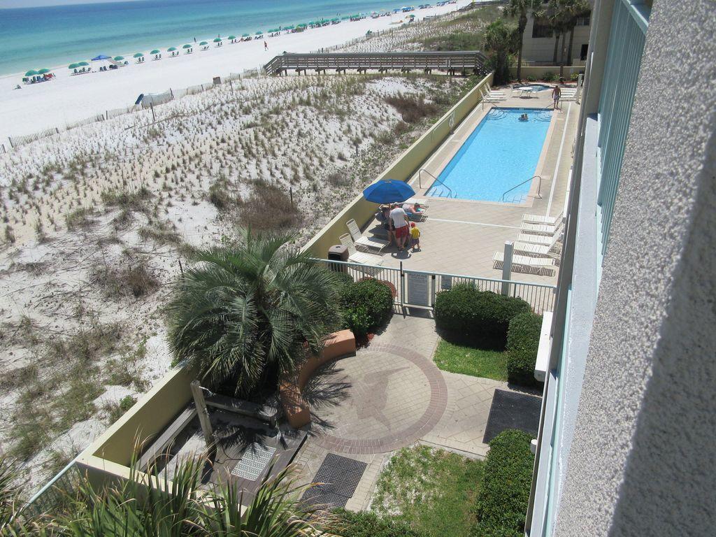 PELICAN ISLE - Residential