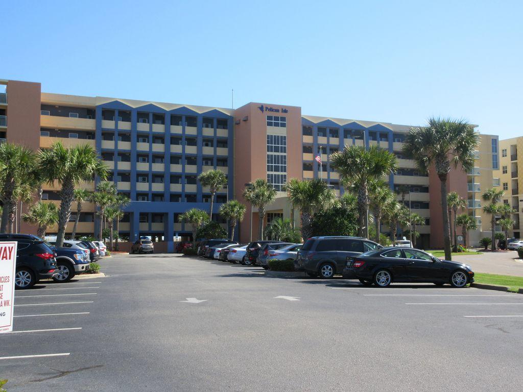 PELICAN ISLE - Residential