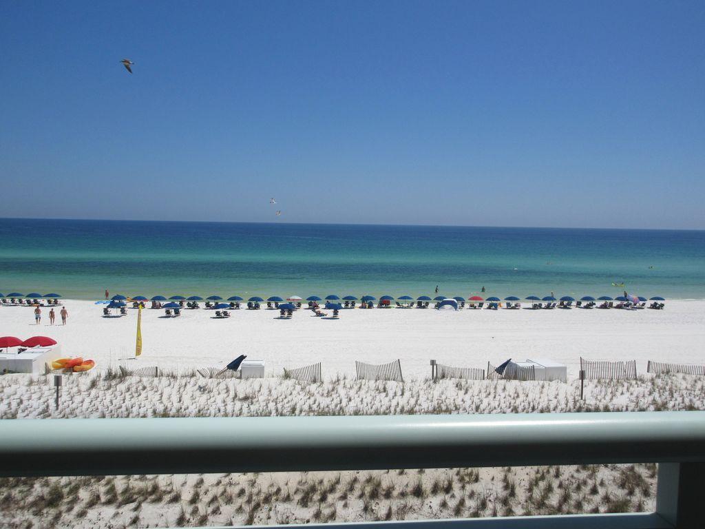 PELICAN ISLE - Residential