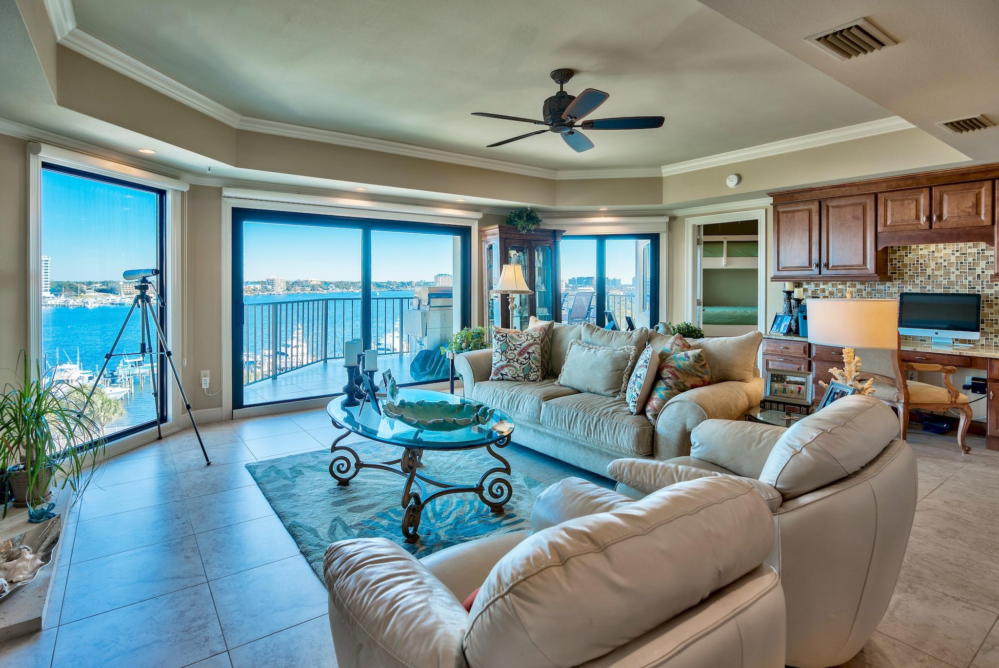 WATERVIEW TOWERS YACHT CLUB - Residential