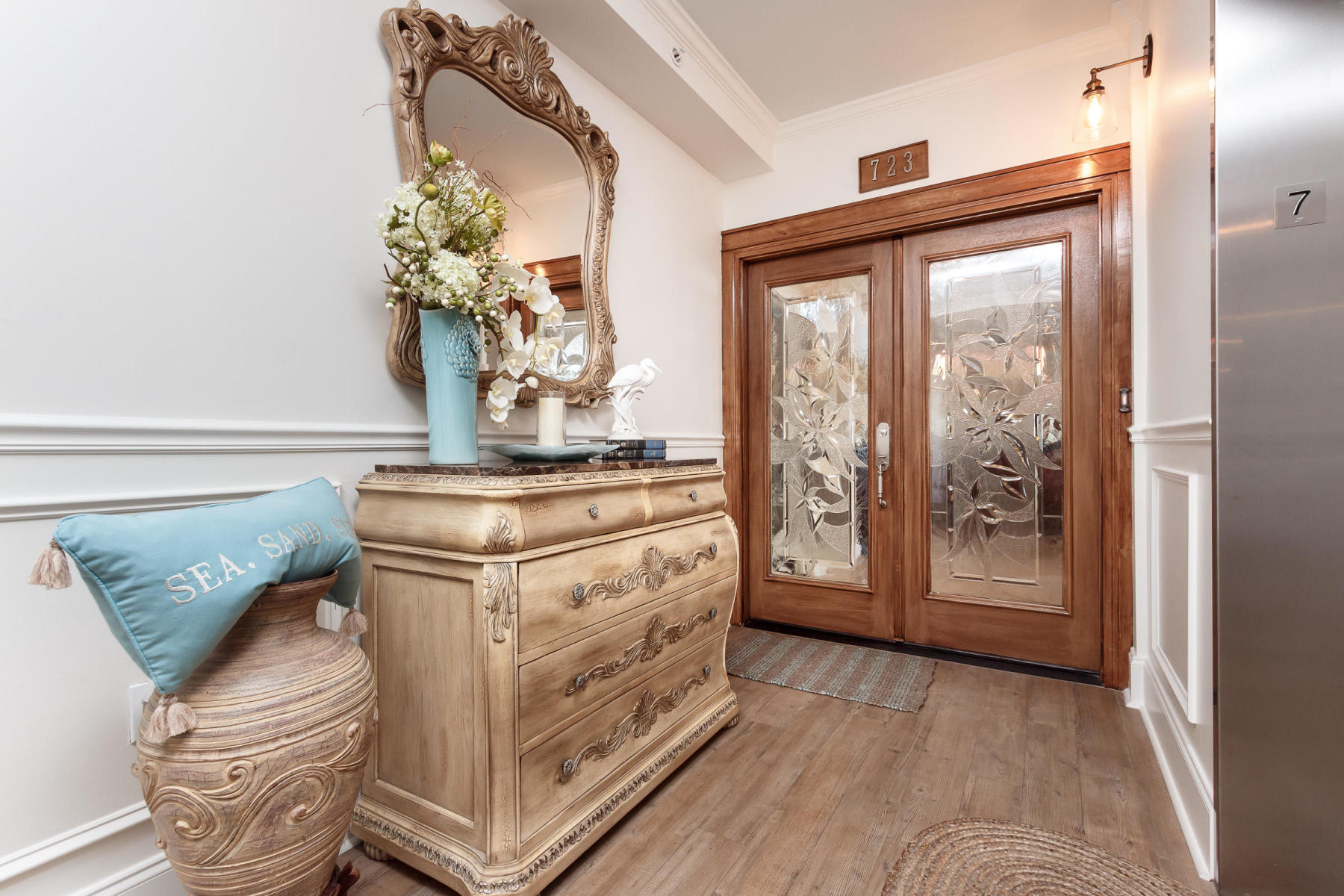 WATERVIEW TOWERS YACHT CLUB - Residential