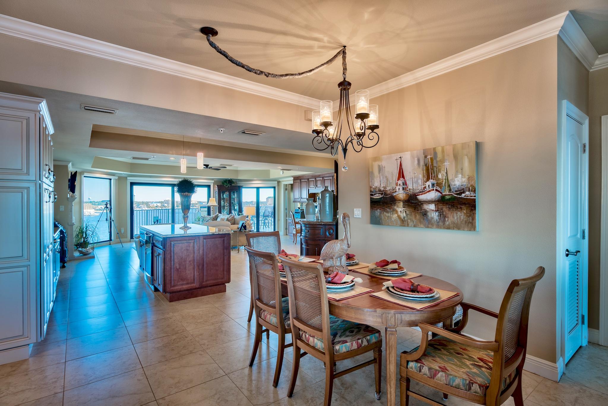 WATERVIEW TOWERS YACHT CLUB - Residential