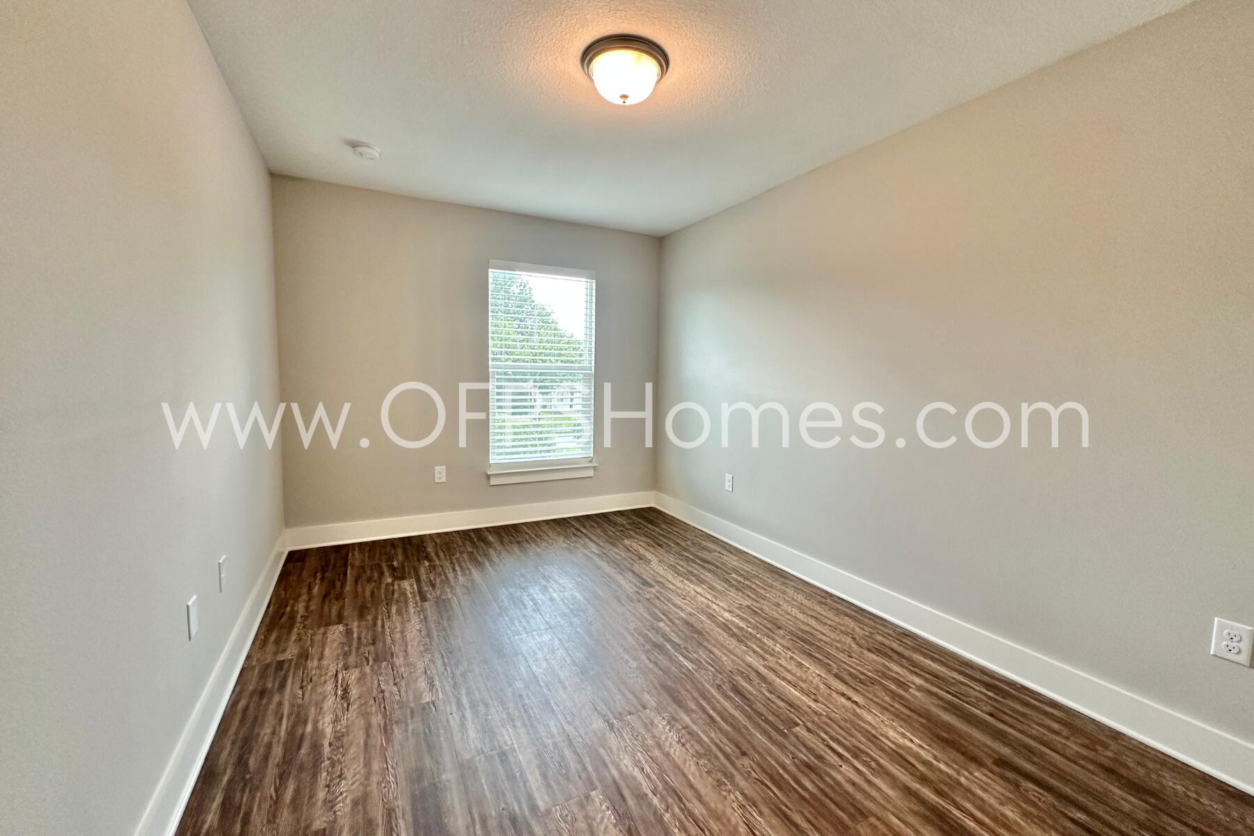 Tuscan Village TH - Residential Lease