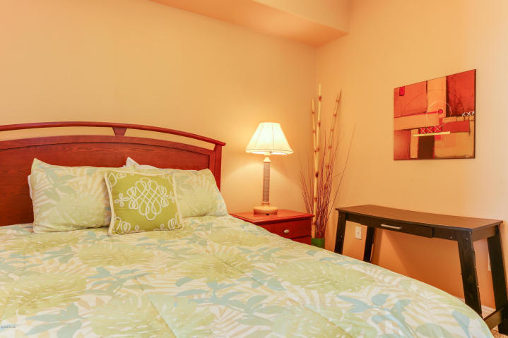 TREASURE ISLAND - Residential