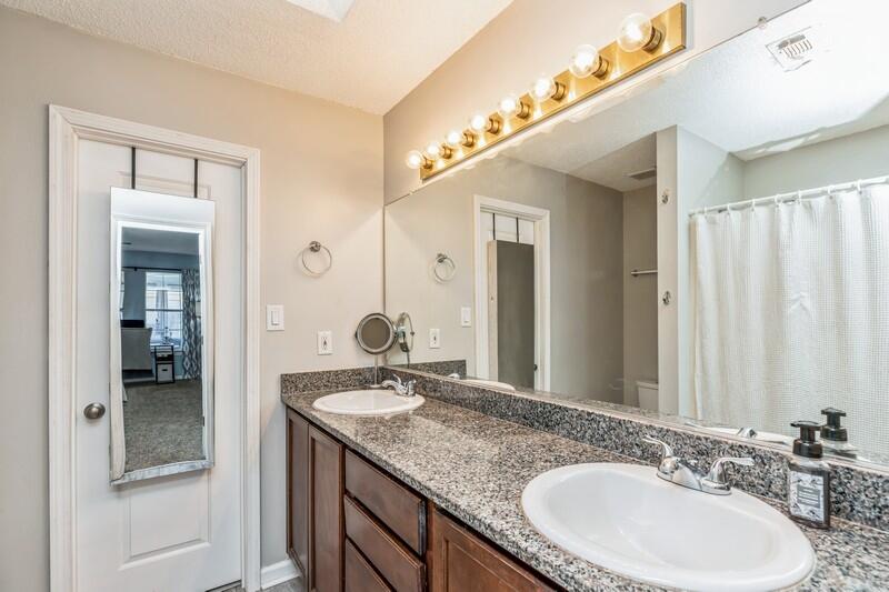 COLINA DEL ORO - Residential