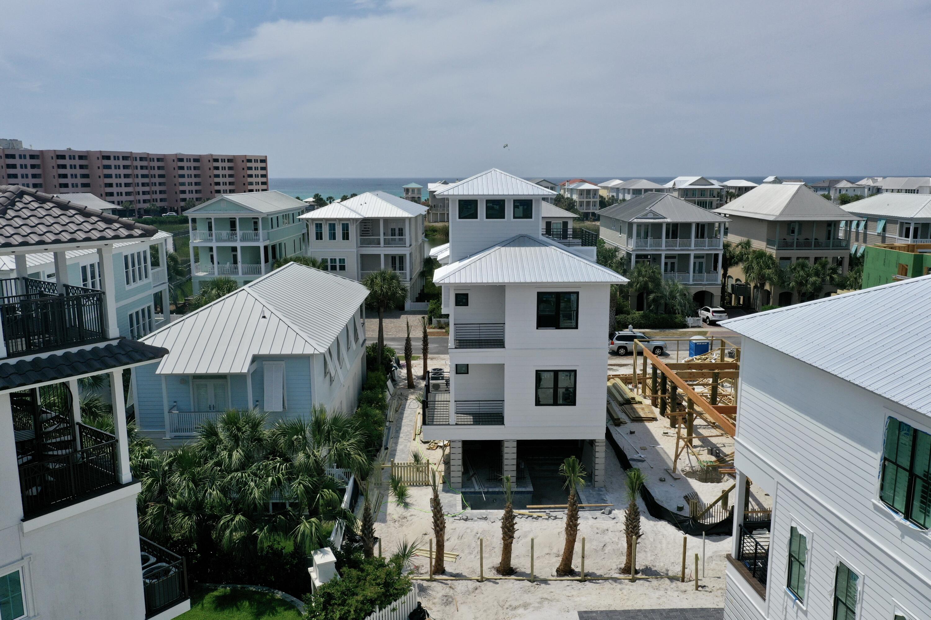 DESTIN POINTE - Residential