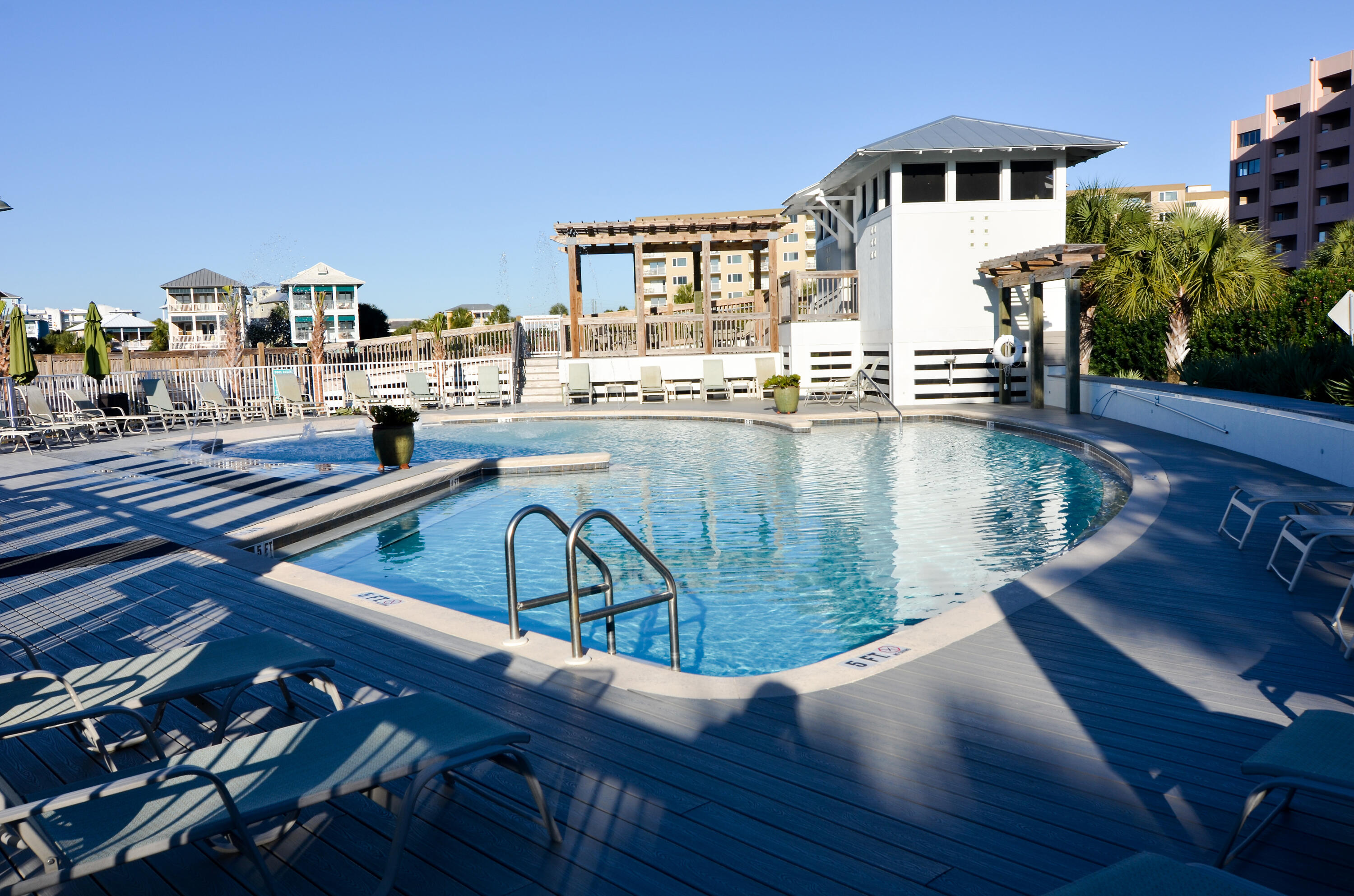 DESTIN POINTE - Residential