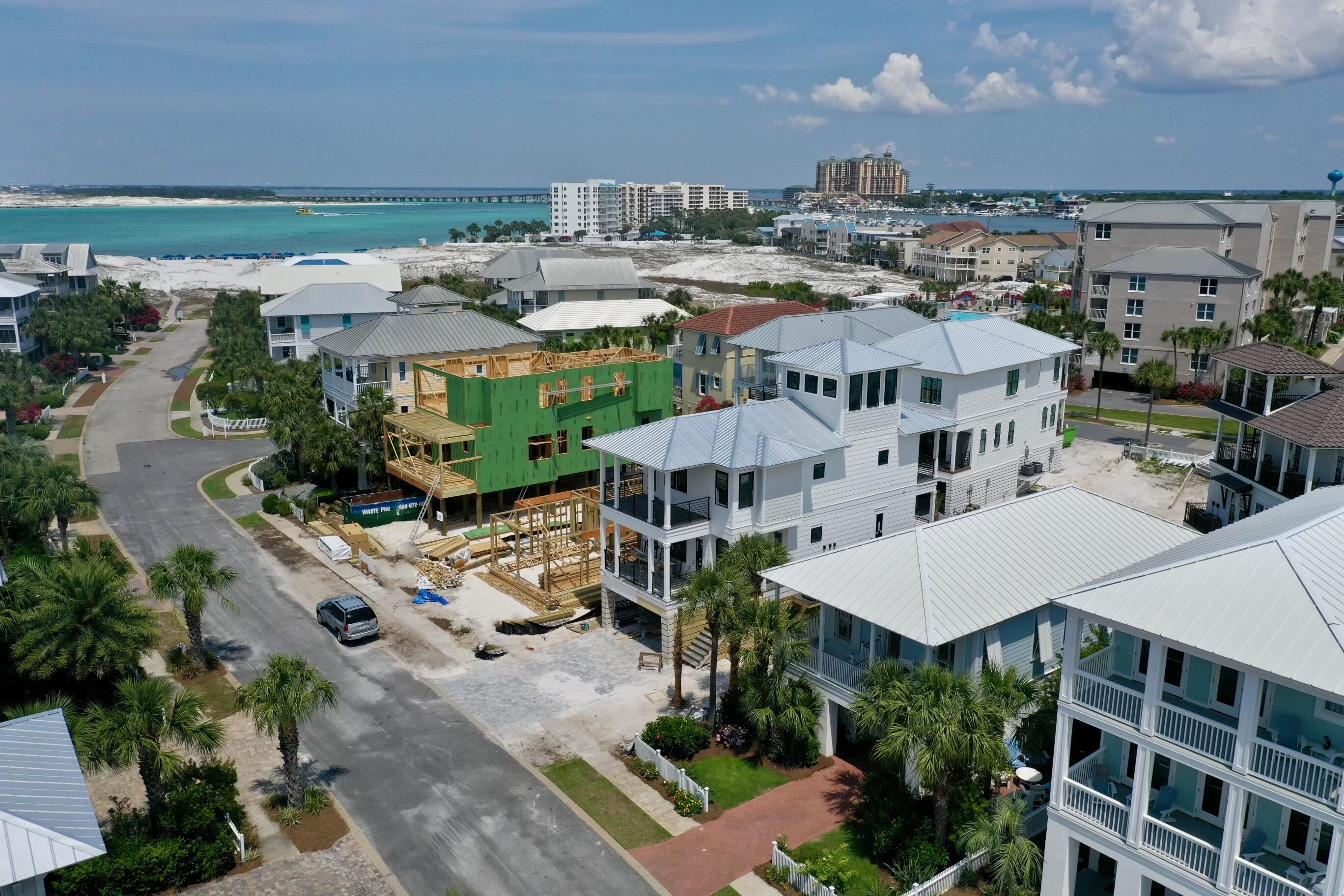 DESTIN POINTE - Residential