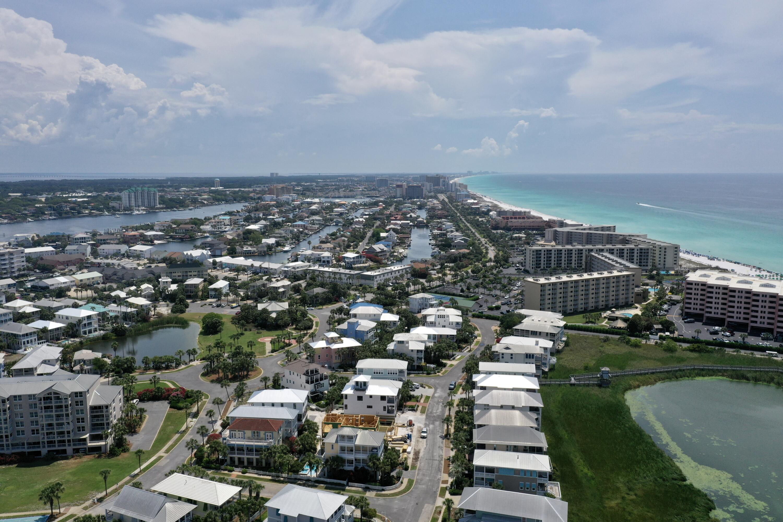 DESTIN POINTE - Residential
