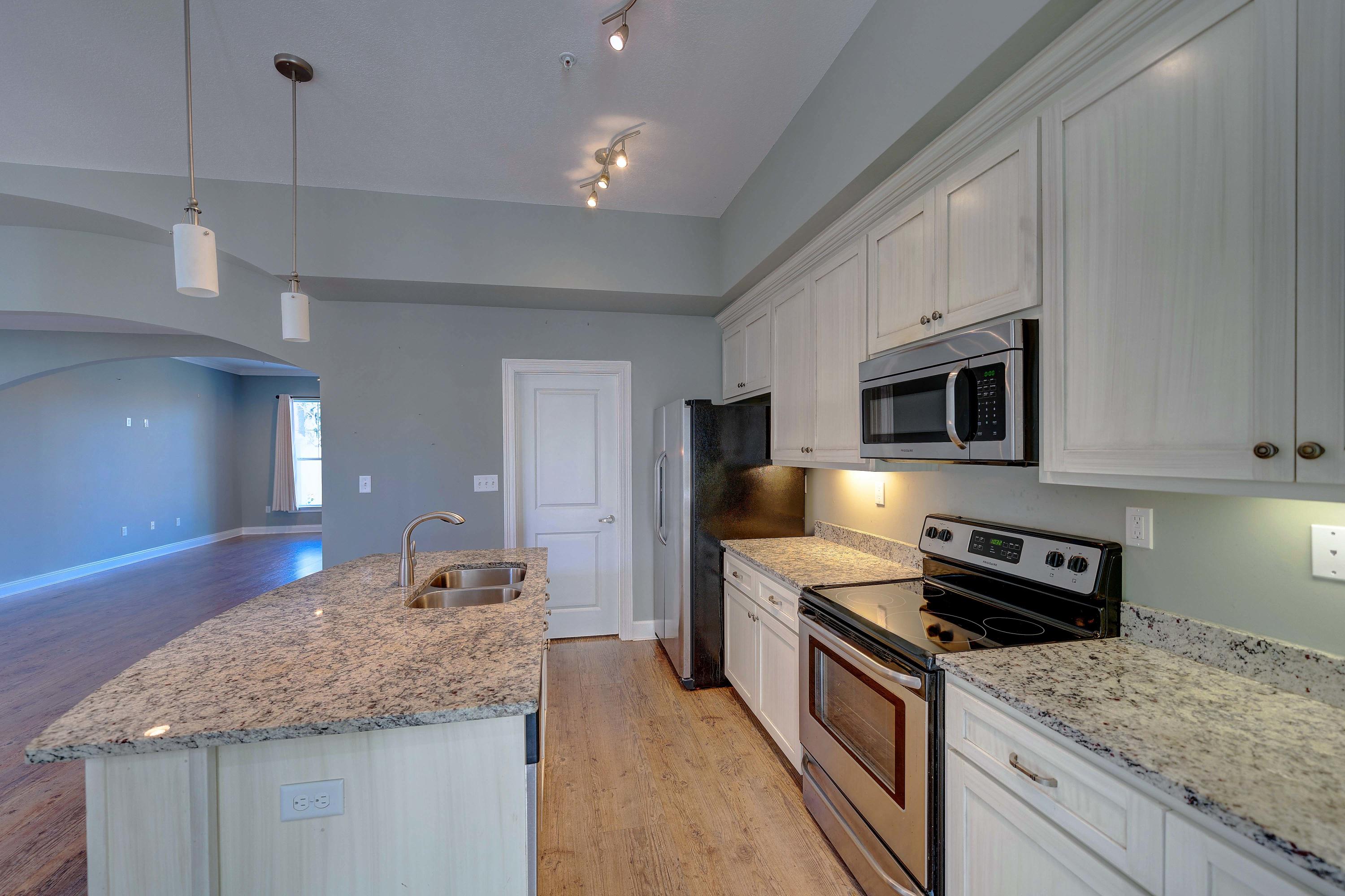 ISLAND RESERVE - Residential