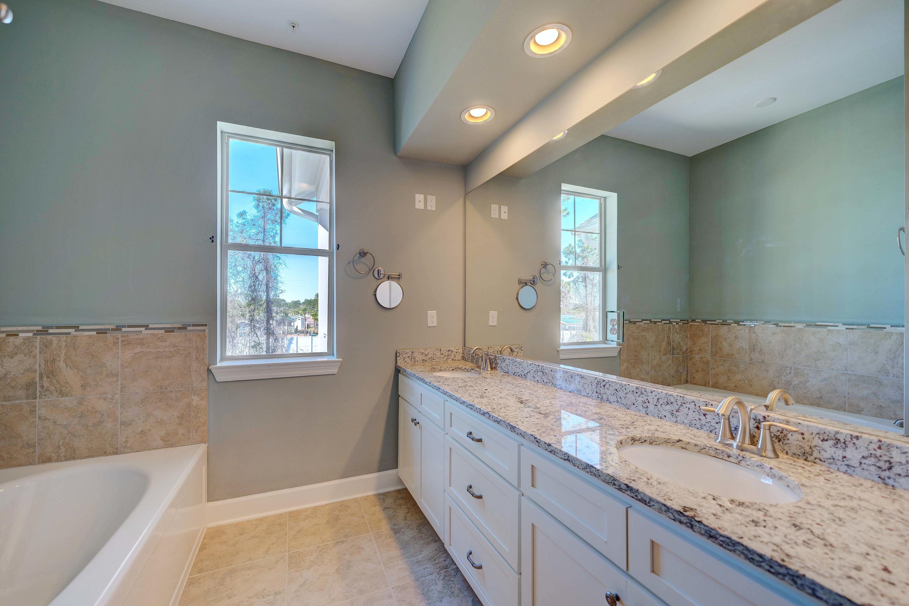 ISLAND RESERVE - Residential