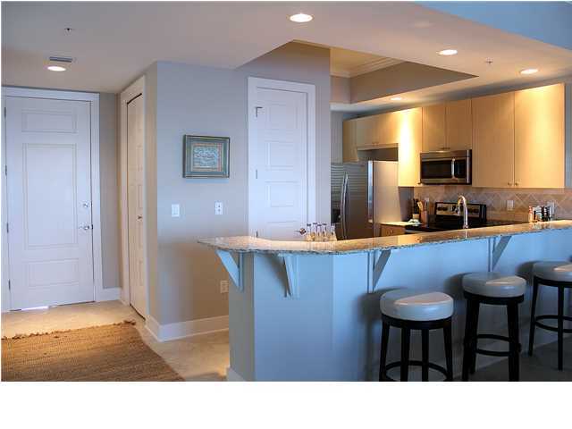 HARBOR LIGHTS - Residential