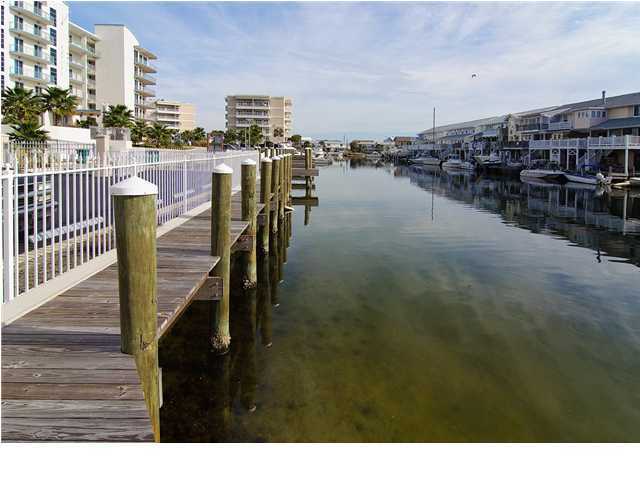 HARBOR LIGHTS - Residential