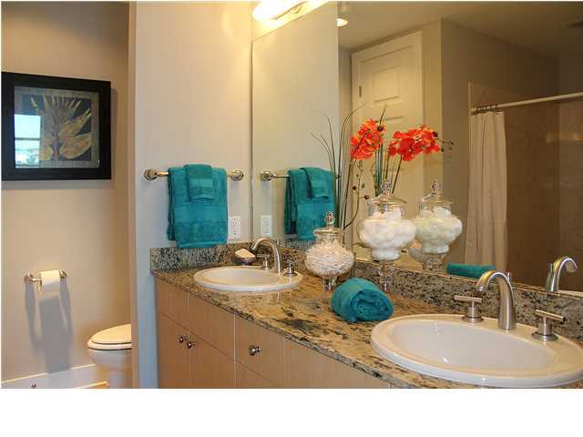 HARBOR LIGHTS - Residential