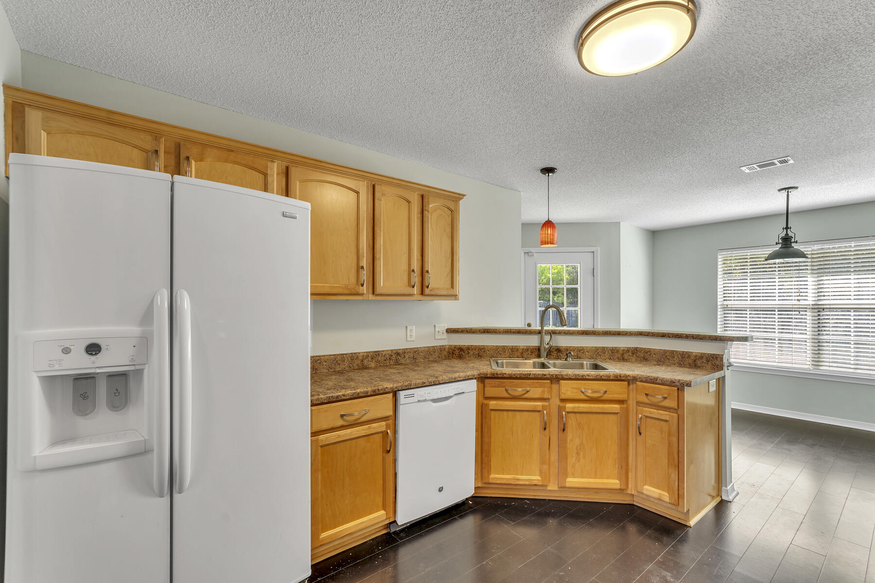 LEE FARMS PH I - Residential